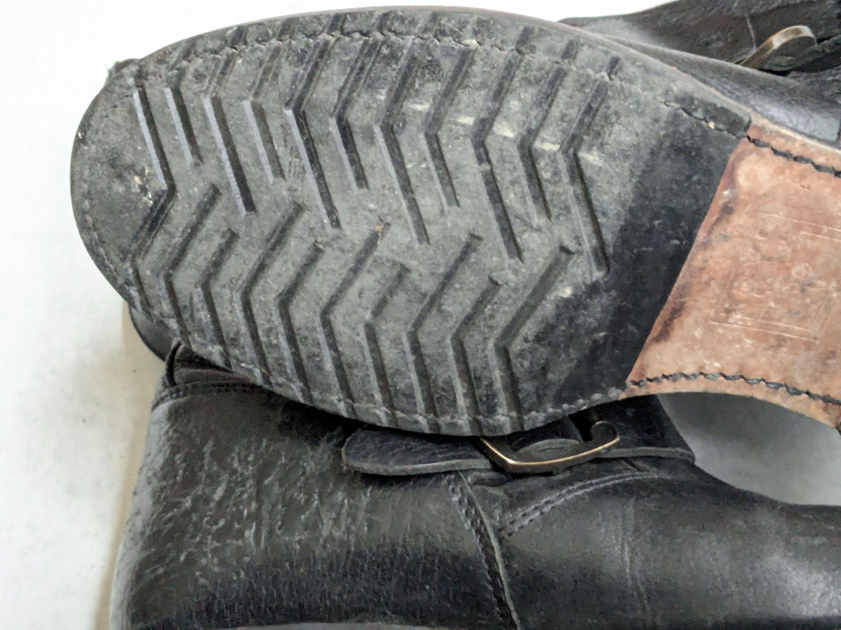 Frye Frye Engineer Boots Black Leather 7 Leather Buckle Size US 7 / EU 40 - 17 Thumbnail