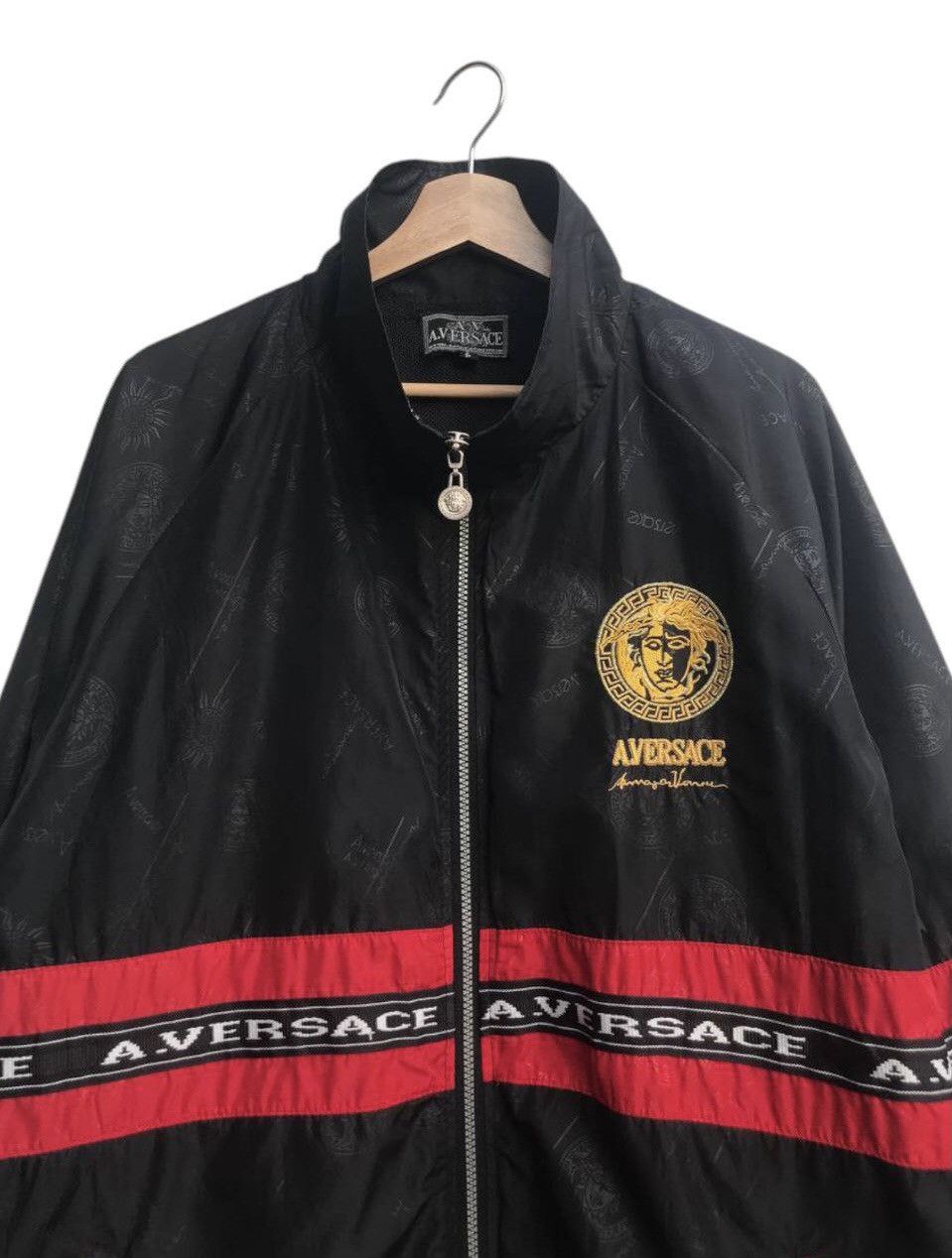 Versace × Vintage Vintage Alfredo Versace Embroidered Medusa Logo Windbreaker Size US M / EU 48-50 / 2 - 6 Thumbnail
