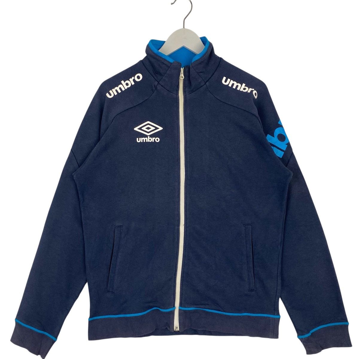 Other Vintage Umbro Full Zip Sweater Black Hoodie Big Logo Size US L / EU 52-54 / 3 - 1 Thumbnail