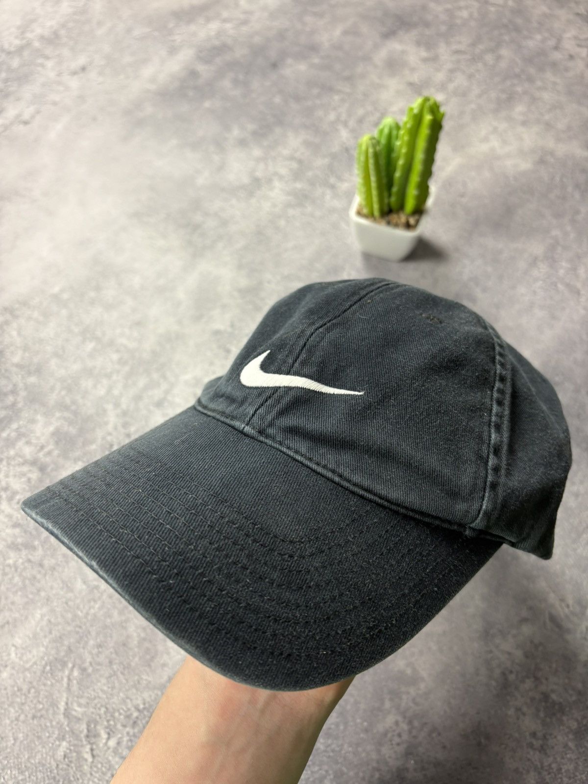 Nike NIKE Vintage 2000s Faded Navy Blue Big Logo Hat Cap Street Size ONE SIZE - 1 Thumbnail