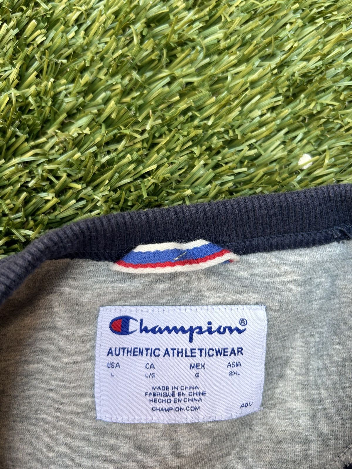 Champion × Vintage Vintage Champion Crewneck Size US L / EU 52-54 / 3 - 3 Thumbnail