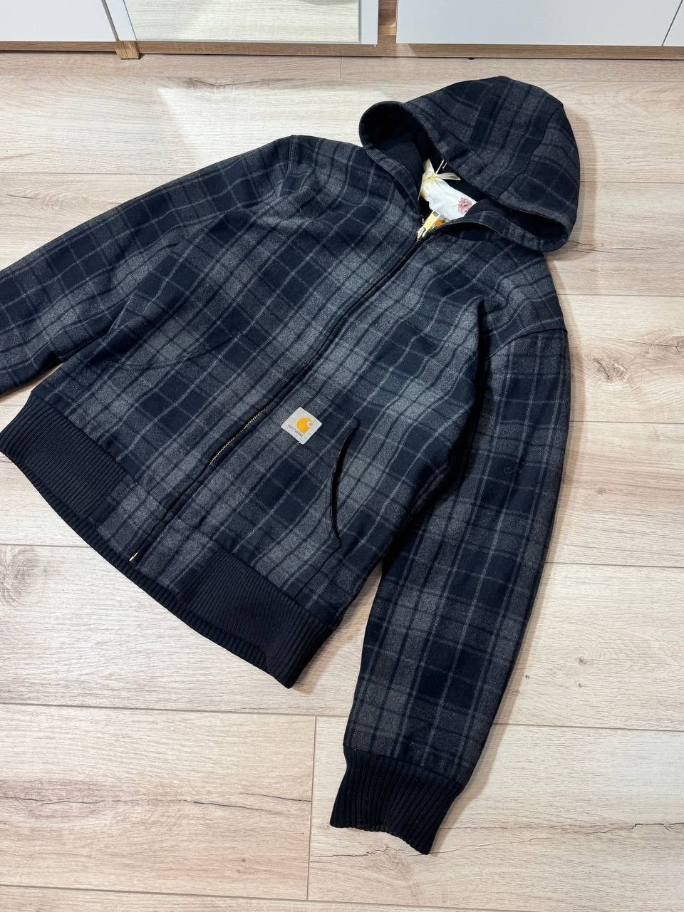 Carhartt Vintage Carhartt Active Jacket Size M Gray/Black Check Wool Size US M / EU 48-50 / 2 - 7 Thumbnail