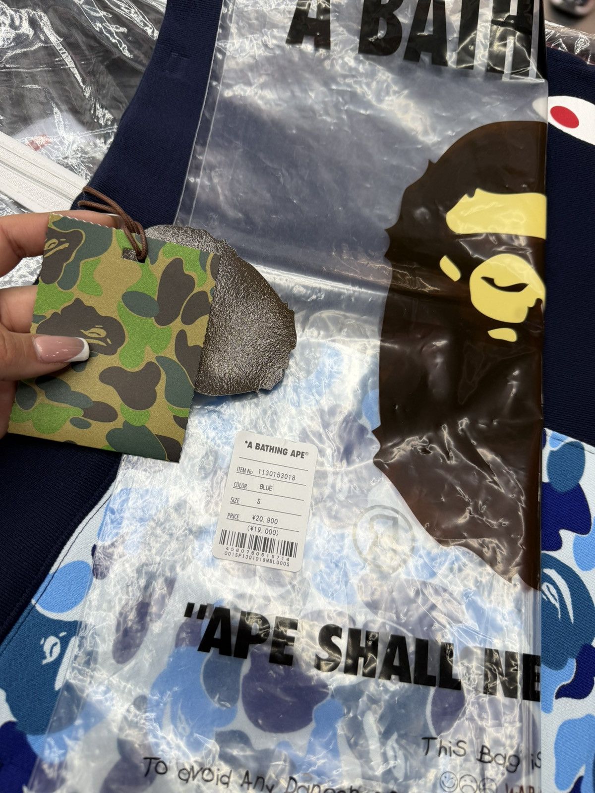 Bape Bape ABC Blue Camo Side Shark Shorts Size US 36 / EU 52 - 4 Thumbnail