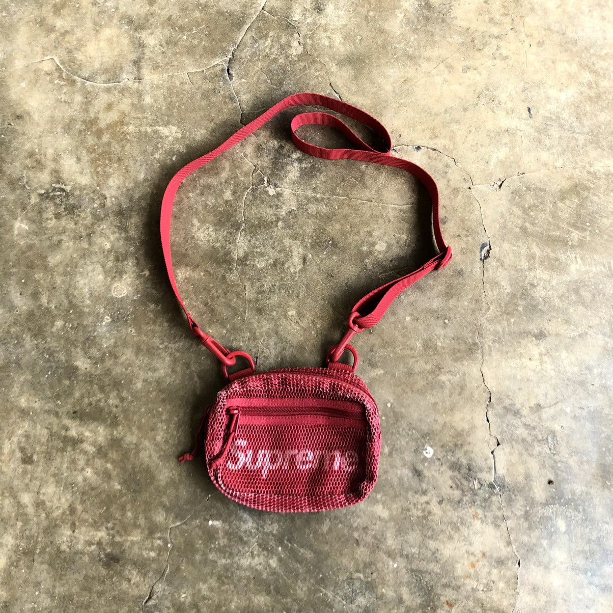 Supreme SS 20 Supreme Small Shoulder Bag Red Size ONE SIZE - 1 Thumbnail