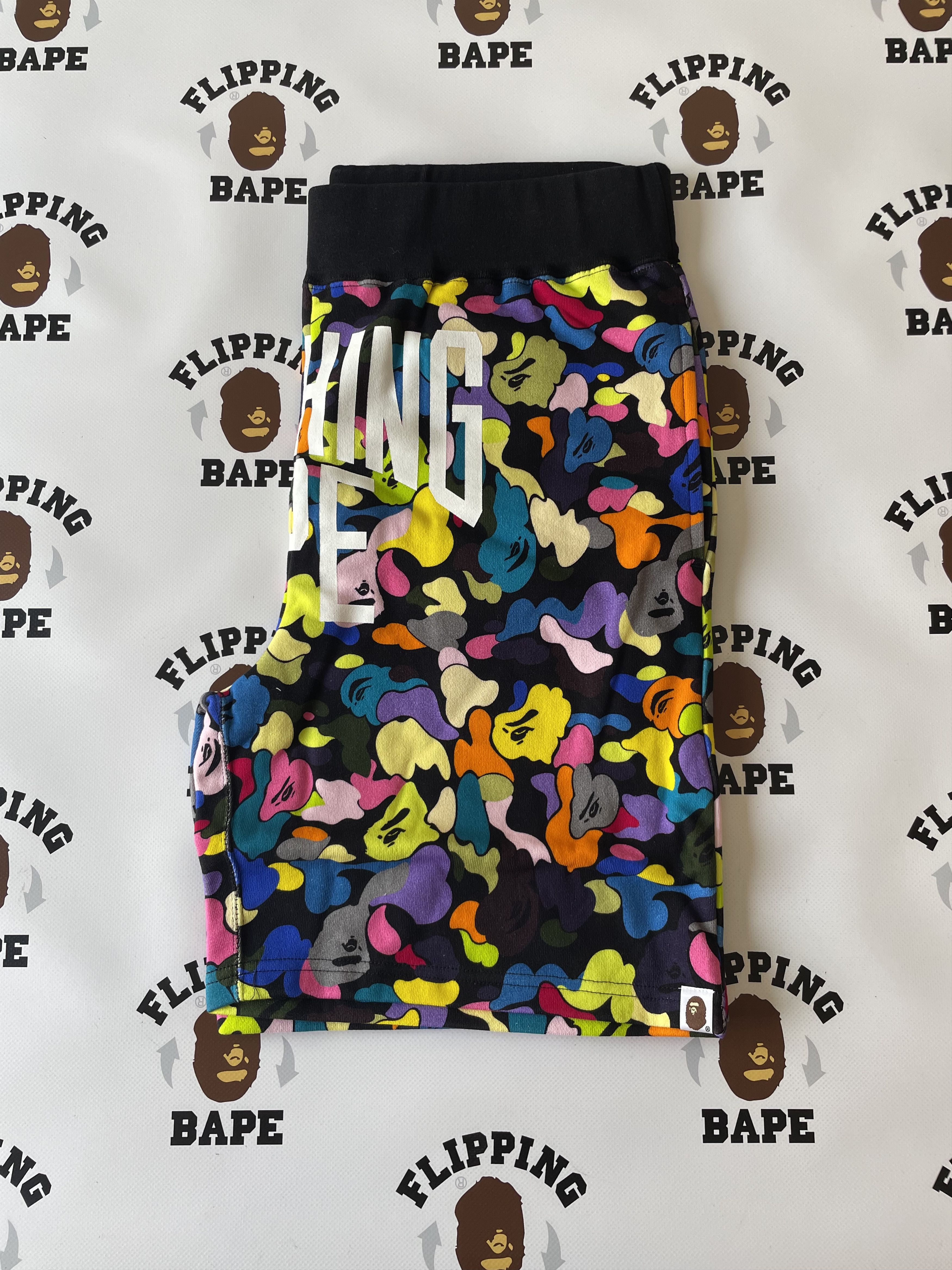 Bape BAPE MULTI CAMO NYC LOGO SWEAT SHORTS Size US 30 / EU 46 - 3 Thumbnail