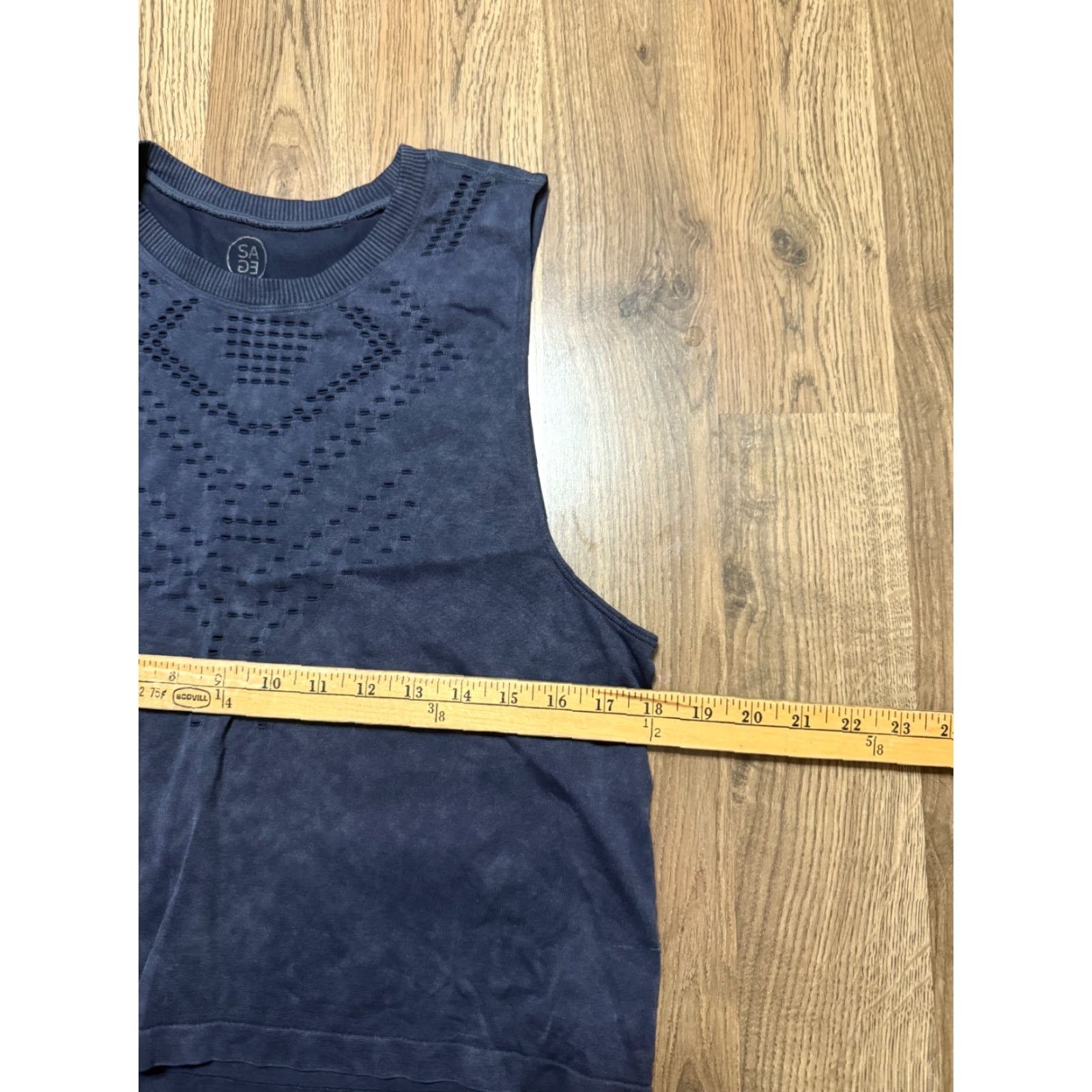 Vintage SAGE Tank Top Women's Small Blue Athletic Seamless Tank Top - Regular Fit, Casual Wear, Pullover, Machine Washable, Basic Style, - Womens Size S / US 4 / IT 40 - 7 Thumbnail