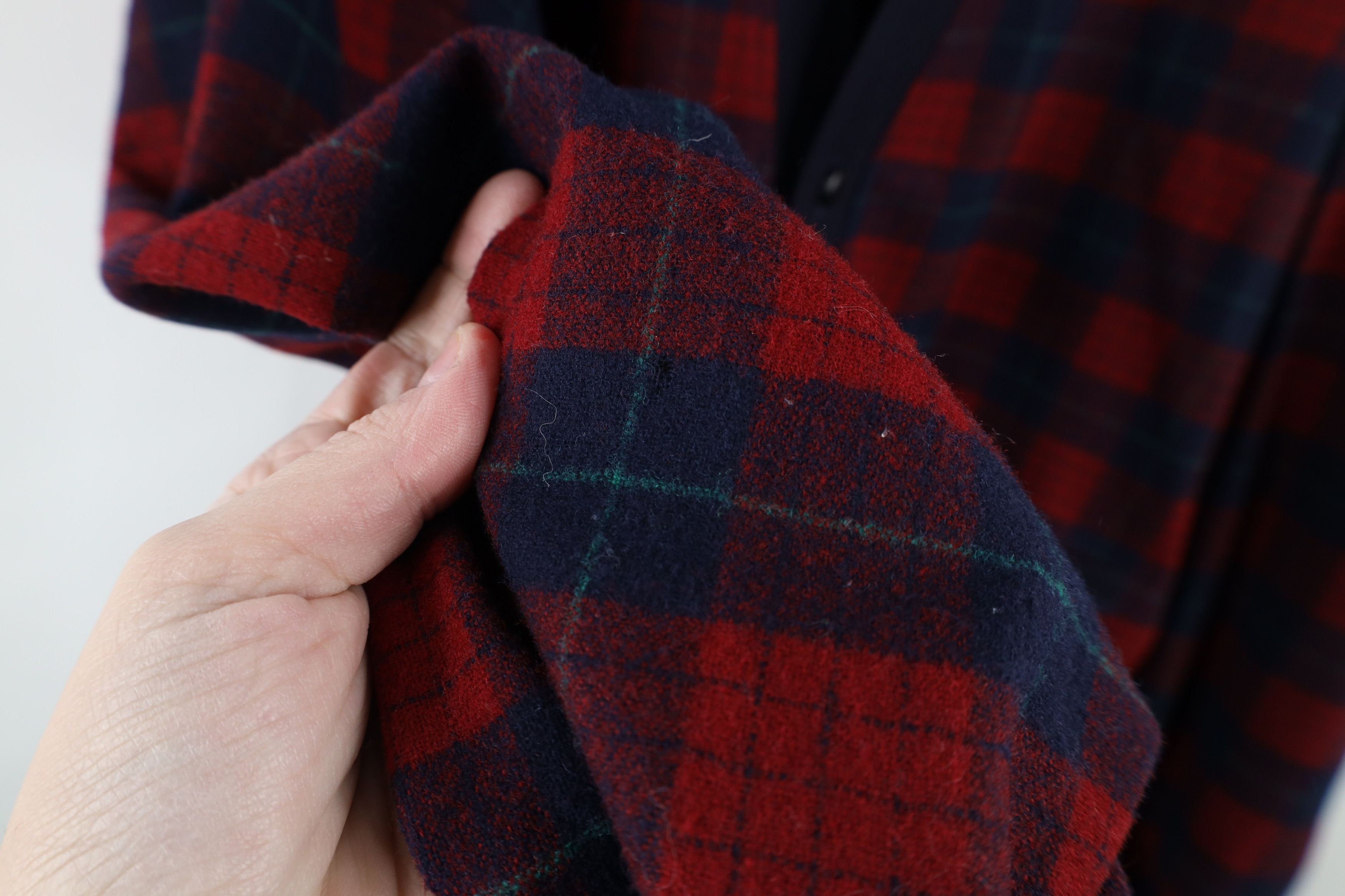 Pendleton × Vintage Vintage 70s Pendleton Virgin Knit Cardigan Sweater Plaid USA Size US XL / EU 56 / 4 - 6 Thumbnail