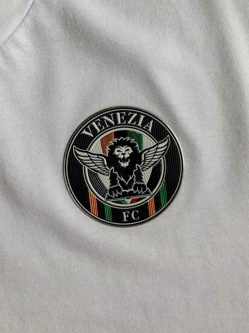Nike Nike Venezia FC White Cambodia Rare Soccer Tee Size US XL / EU 56 / 4 - 5 Thumbnail