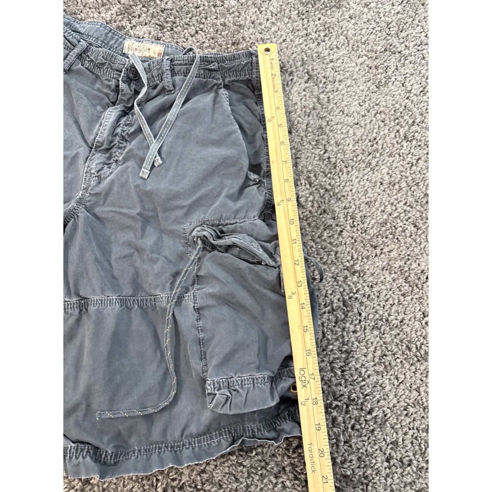 American Eagle Outfitters VINTAGE American Eagle Cargo Shorts Mens 30 Gray Military Paratrooper Utility Outdoor Army Cargo Shorts Mens 30 Gray VINTAGE Size US 30 / EU 46 - 2 Thumbnail