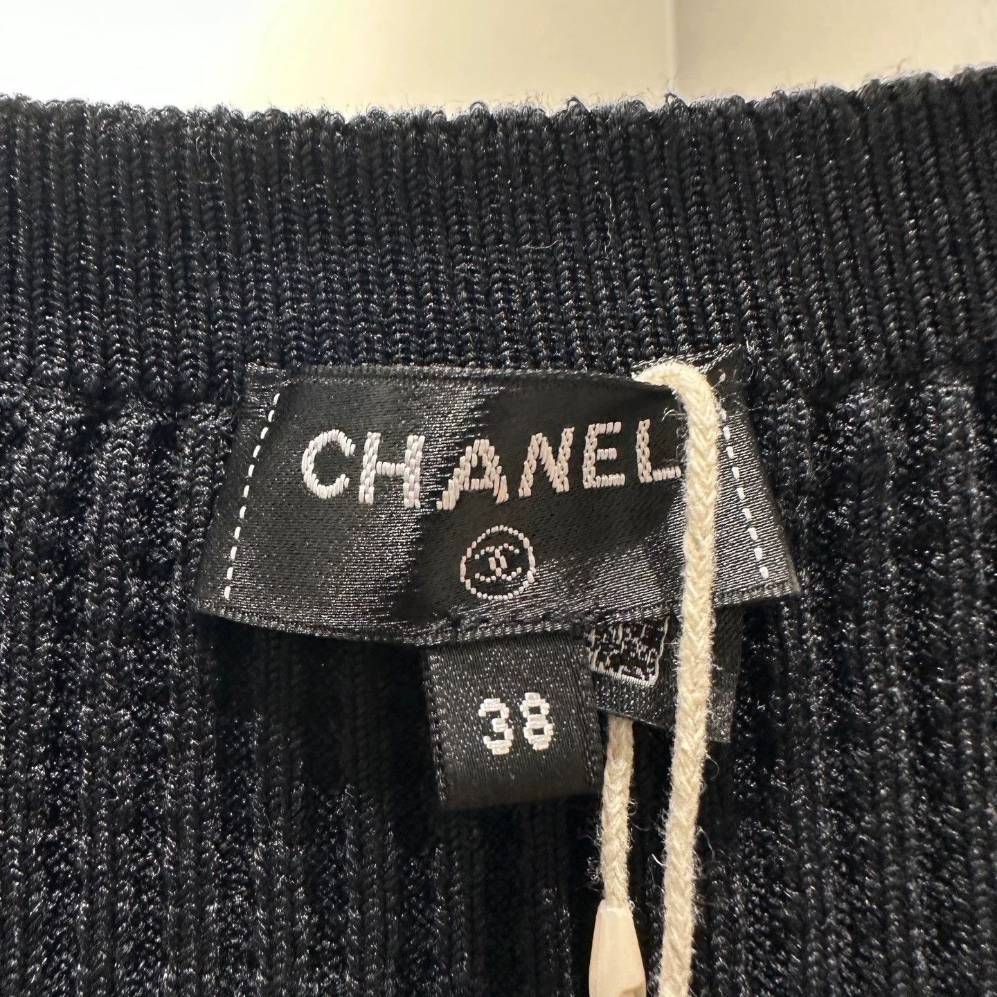 Chanel Chanel jan1128 Logo-button sleeveless silk dress 38 Size XS / US 0-2 / IT 36-38 - 3 Thumbnail