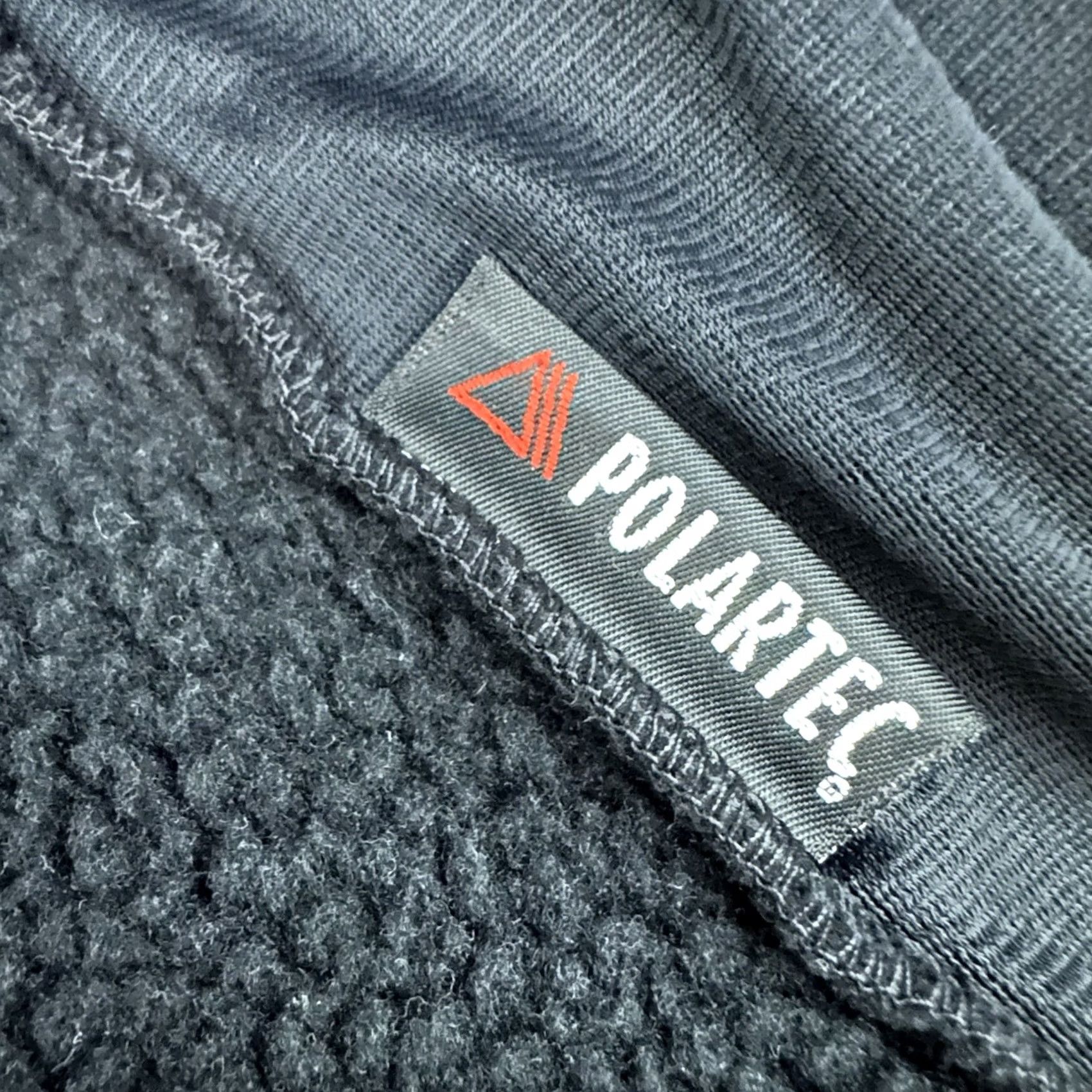 Mountain Hardwear VINTAGE Mountain Hardwear Vest Mens M Black Fleece Polartec Made In USA Size US M / EU 48-50 / 2 - 7 Thumbnail