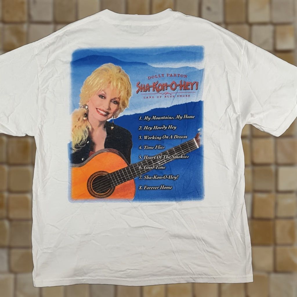Delta VINTAGE Dolly Parton Country Music Men’s XL T-Shirt Delta 90s 00s Tour Logo Embroidered White Cotton Short Sleeve Crew Neck Shirt Size US XL / EU 56 / 4 - 1 Thumbnail