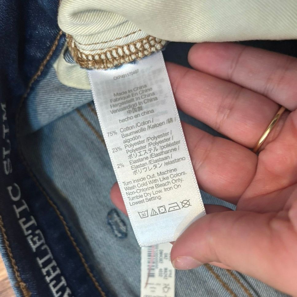 Madewell NWT Madewell Athletic Slim Jeans: COOLMAX Leeward Size 40x32 Size US 40 / EU 56 - 7 Thumbnail