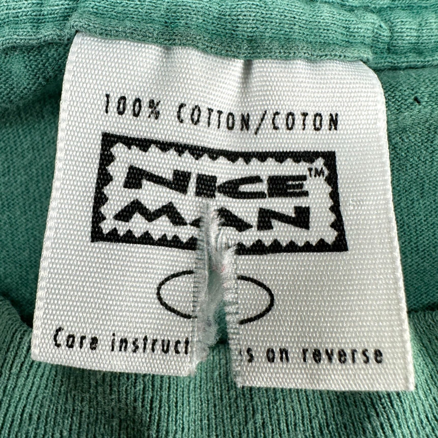 Vintage **VINTAGE NICE MAN MEN'S GREEN SHORT SLEEVE COTTON SHIRT 90S** User: VINTAGE NICE MAN MEN'S GREEN SHORT SLEEVE COTTON SHIRT 90S Size US L / EU 52-54 / 3 - 7 Thumbnail