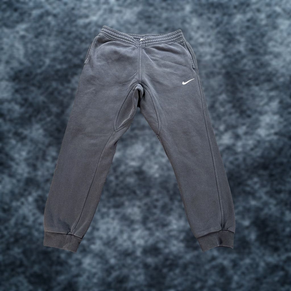 Nike Nike Sportswear Club Sweatpants Mens Size Medium Blue Jogger Pant Regular Fit Size US 31 - 1 Thumbnail