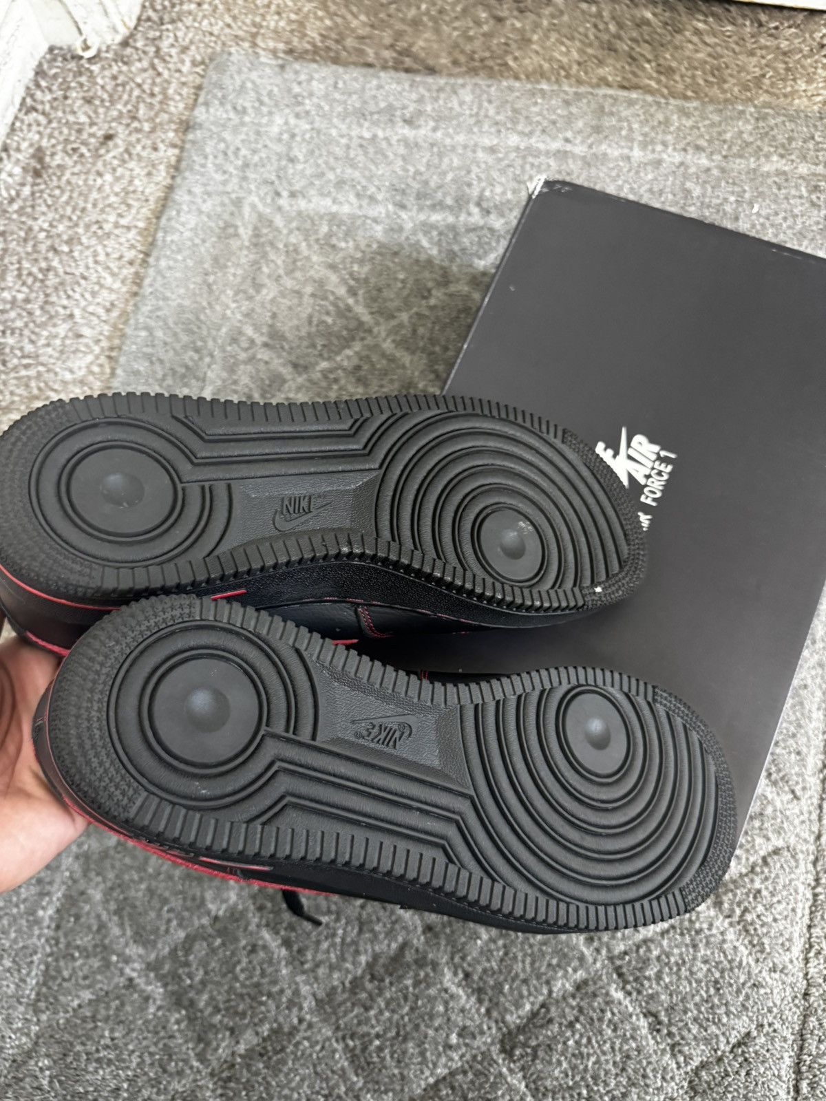 Nike Nike Air Force 1 Bred Size US 10 / EU 43 - 7 Thumbnail