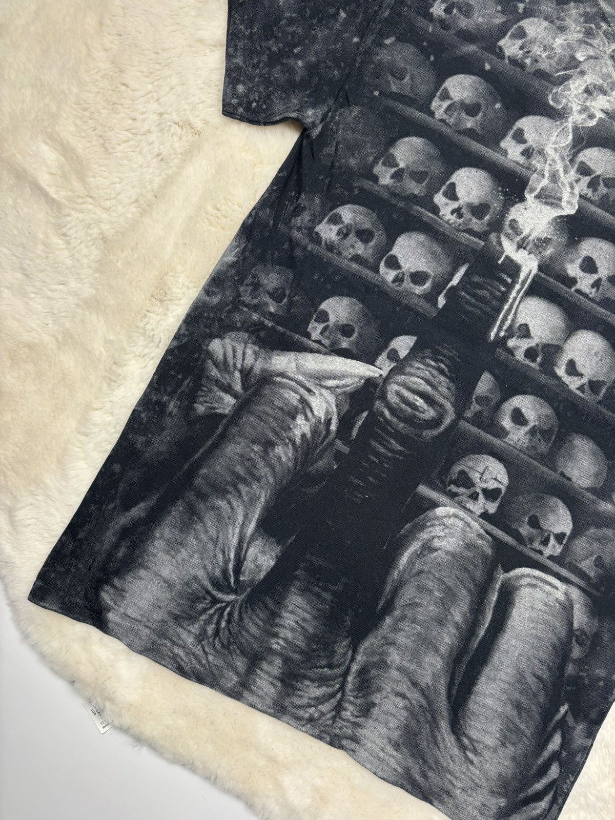 Iron Maiden × Vintage Iron Maiden Vintage 2012 Candle Finger All Over Print Tshirt Size US S / EU 44-46 / 1 - 13 Thumbnail
