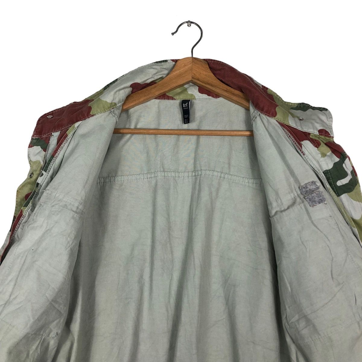 Japanese Brand 🔥Vintage Cropped Biker Jacket Trf Japan Camouflage Army Size US M / EU 48-50 / 2 - 14 Thumbnail