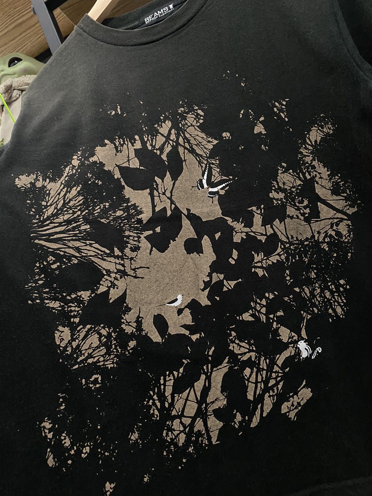 Beams Plus Beams T Japan Shadow Forest Design Tshirt Size US S / EU 44-46 / 1 - 2 Thumbnail