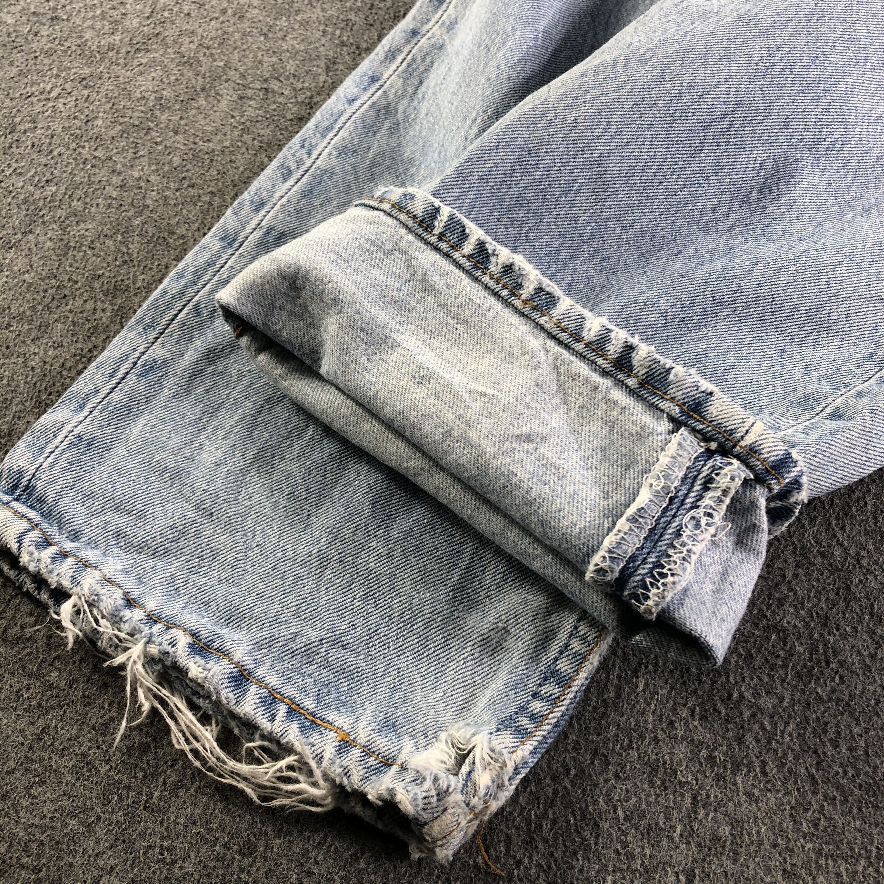 Levi's Vintage Light Wash Levis 501 Jeans-J3584 Size US 32 / EU 48 - 7 Thumbnail
