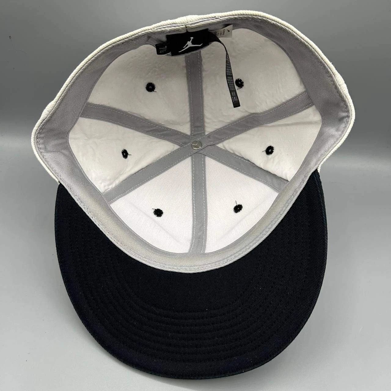 Jordan Brand Air Jordan Hat Men 7 1/4 Embroidered Jumpman Fitted Cotton Size ONE SIZE - 2 Thumbnail