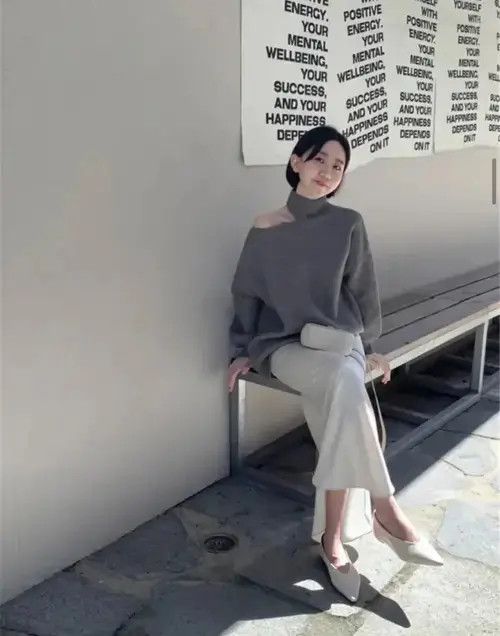 Japanese Brand × Vintage Women Hollow Out One Shoulder Sexy Sweater Size ONE SIZE - 4 Thumbnail