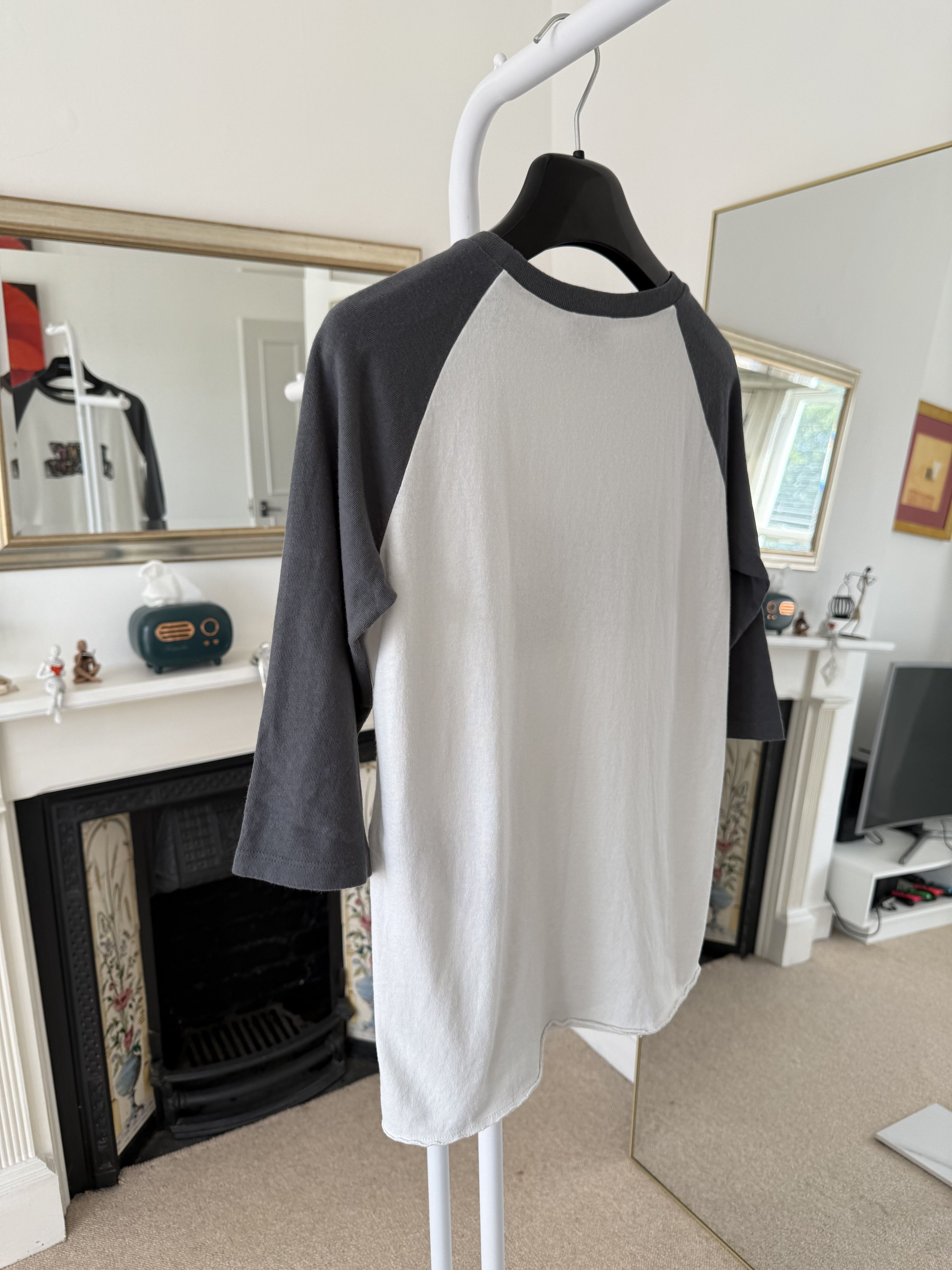 Saint Laurent Paris Saint Laurent 3/4 length Logo Shirt Size US S / EU 44-46 / 1 - 5 Thumbnail