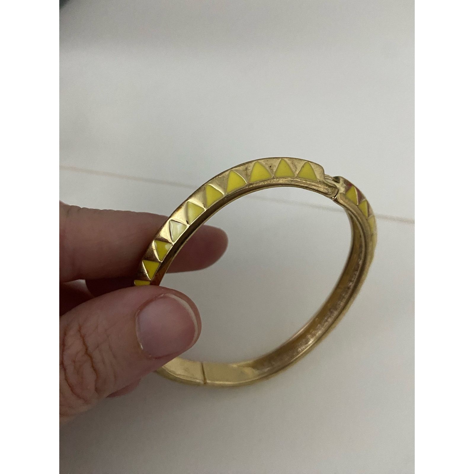 Other yellow slim cuff bracelet Size ONE SIZE - 5 Thumbnail