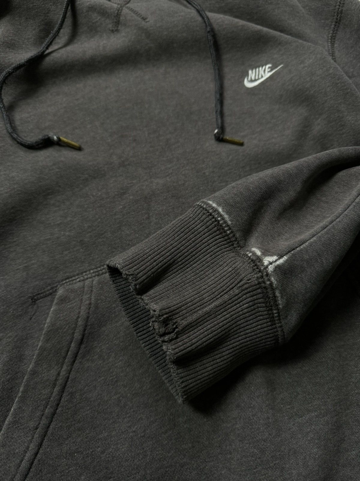 Nike × Vintage Vintage Nike Hoodie Swoosh Distressed Trashed Faded Y2K 90s Size US S / EU 44-46 / 1 - 7 Thumbnail