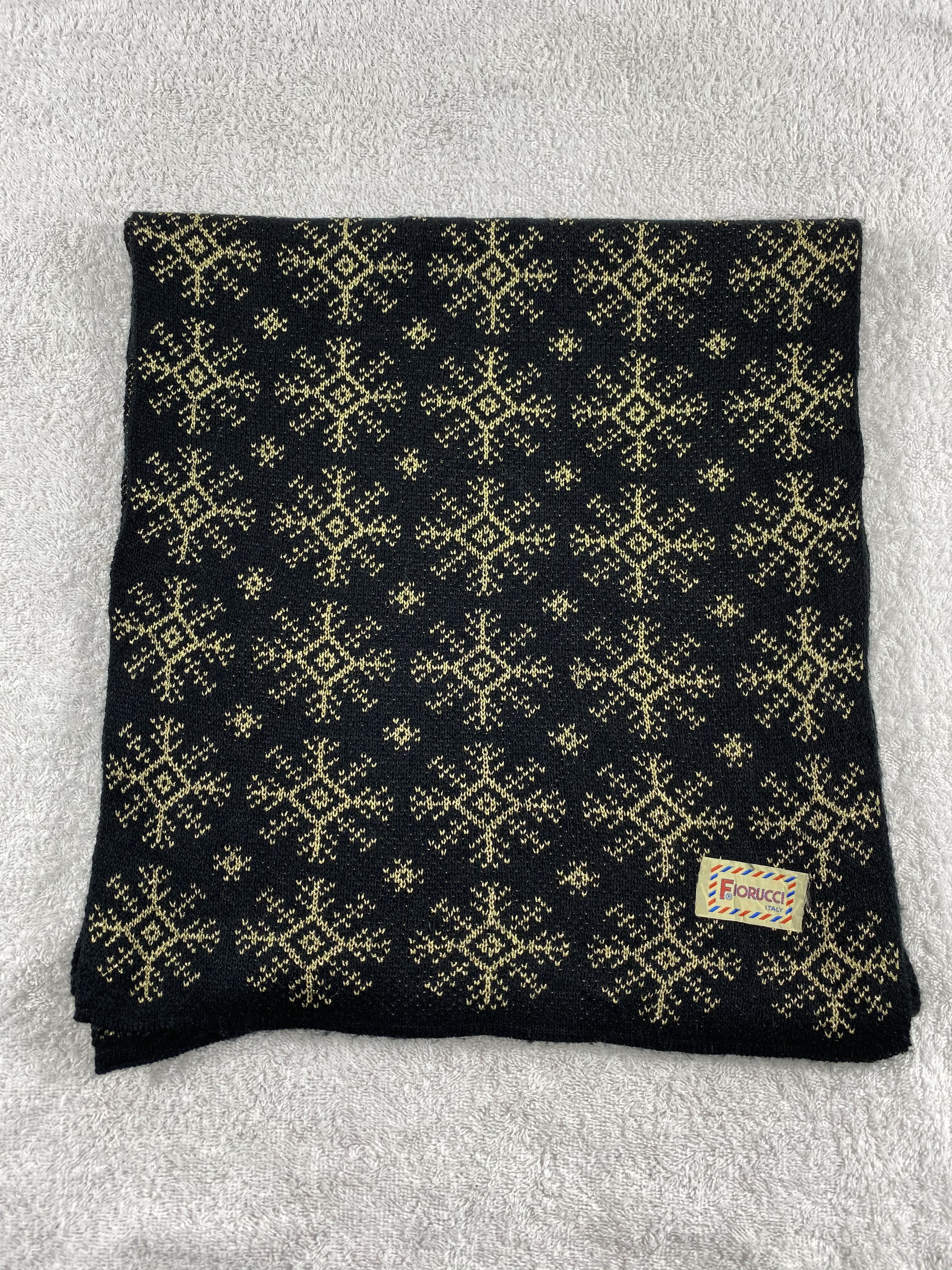 Fiorucci × Vintage Fiorucci Scarf / Muffler / Neckwear - WW1611 Size ONE SIZE - 2 Thumbnail