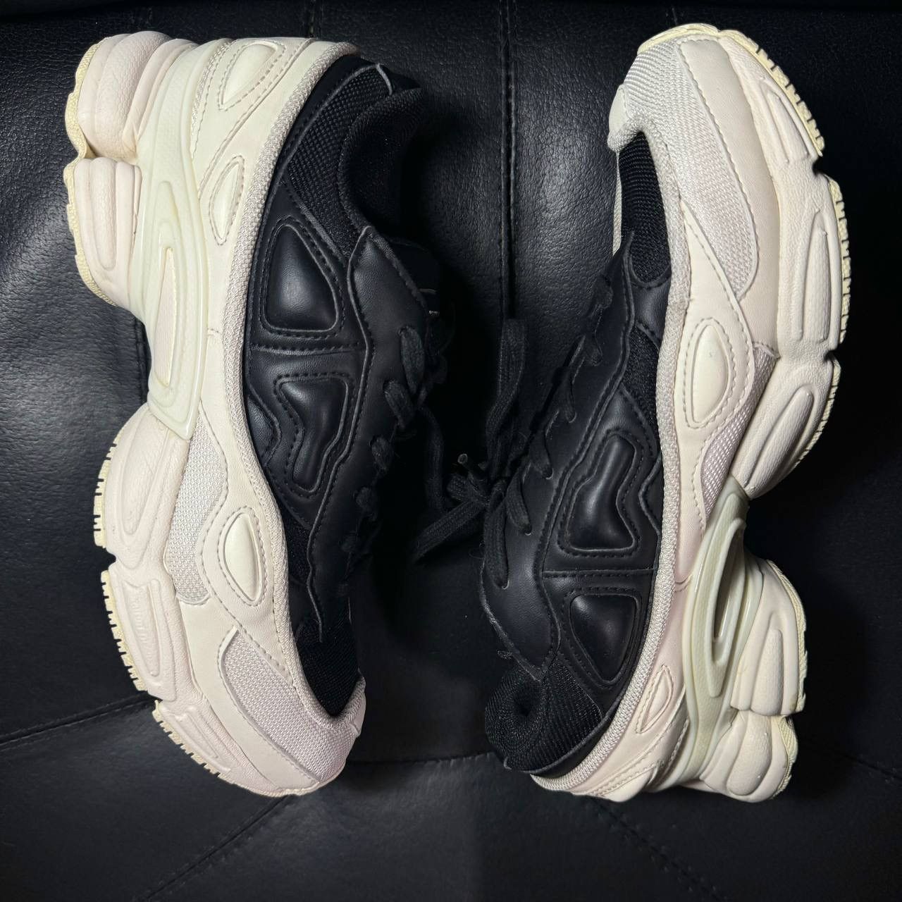 Adidas × Raf Simons 6us sneakers Adidas Raf Simons Ozweego Cream White Size US 6 / EU 39 - 3 Thumbnail