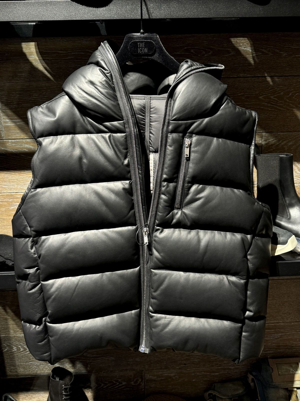 Rick Owens Last Size Rick Owens FW23 Luxor Leather Vest IT 52 Size US L / EU 52-54 / 3 - 1 Thumbnail
