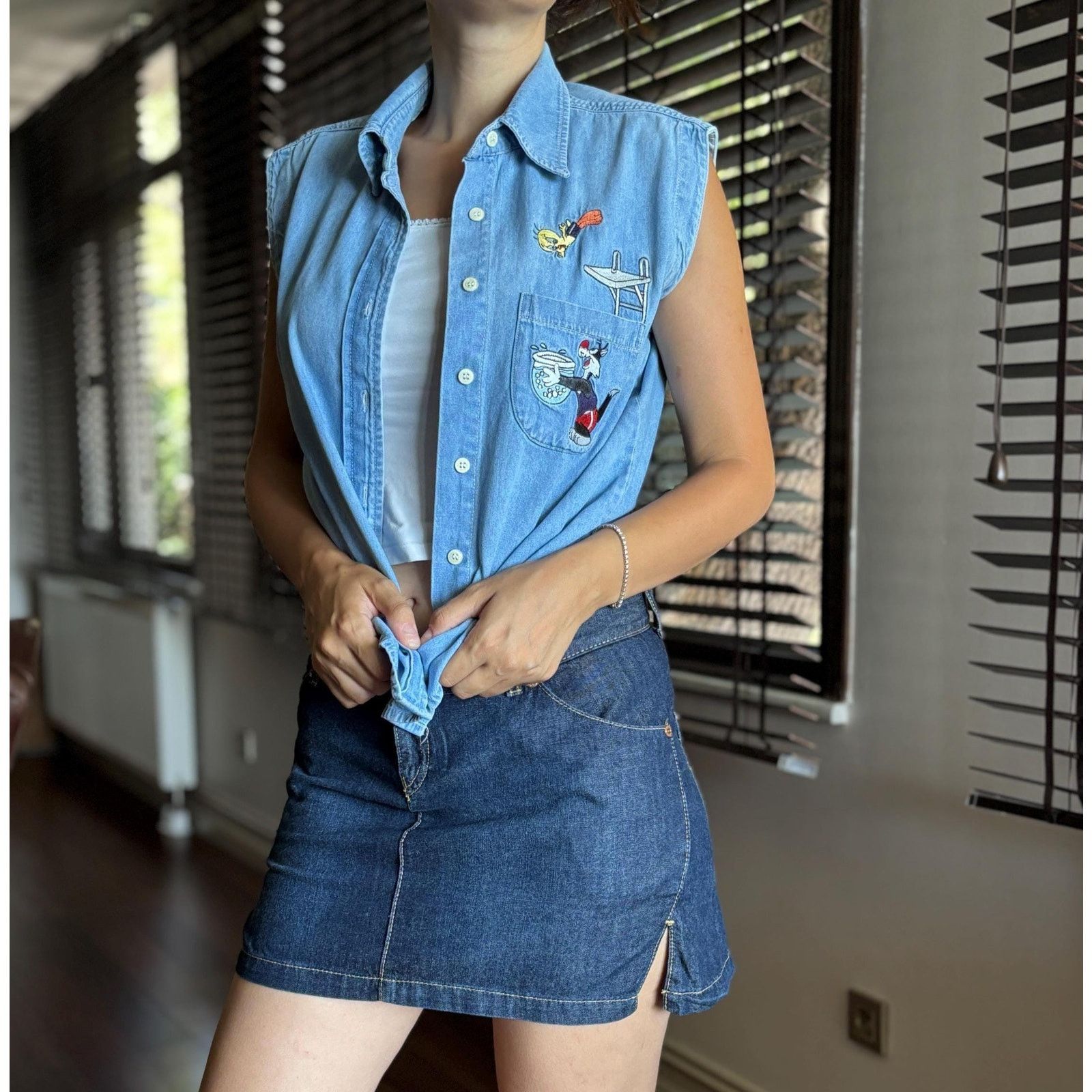 1996 Warner Bros Denim Vest Tweety Sylvester Looney Archive