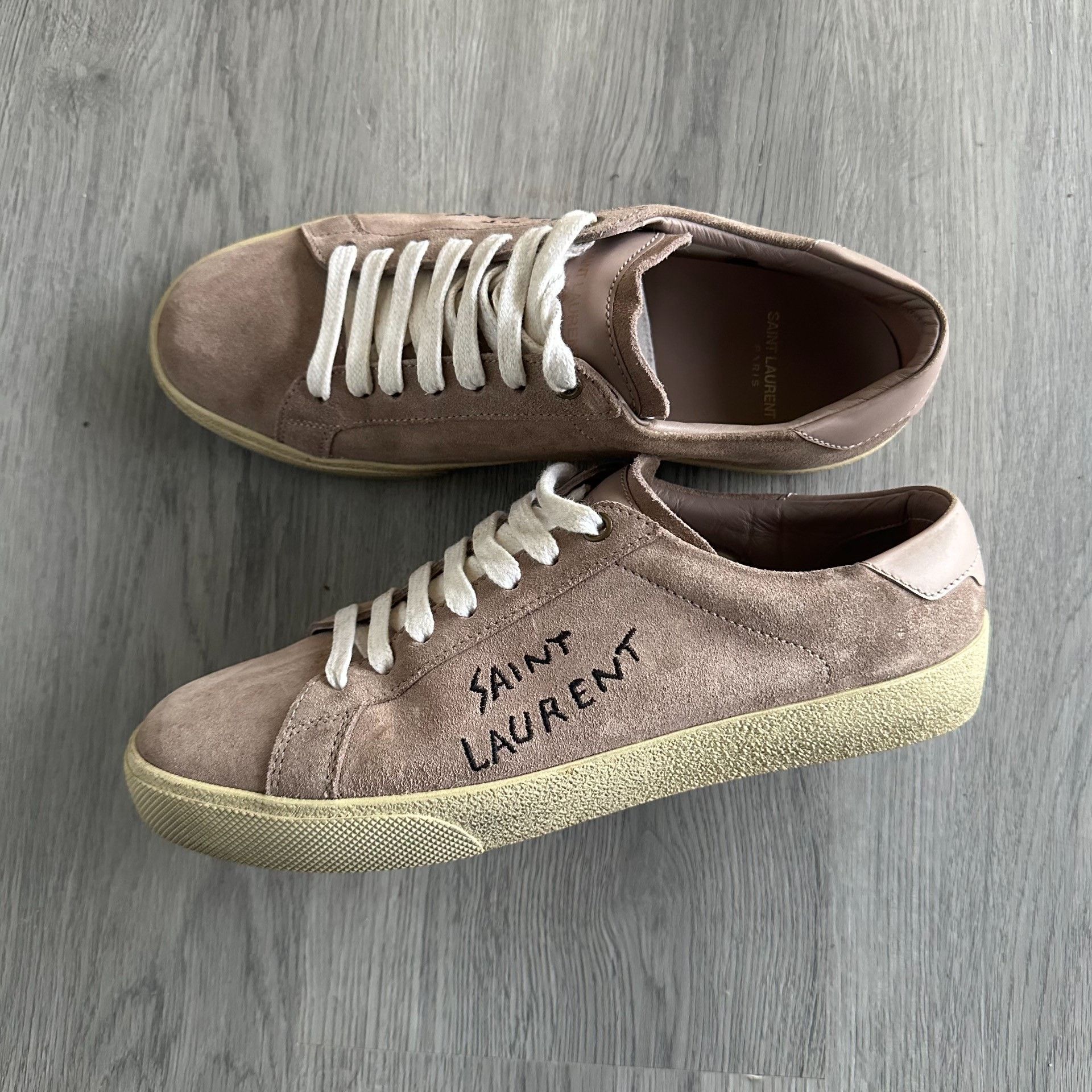 Saint Laurent Paris Saint Laurent Suede Court Classic Sneakers Size US 6 / EU 39 - 1 Thumbnail