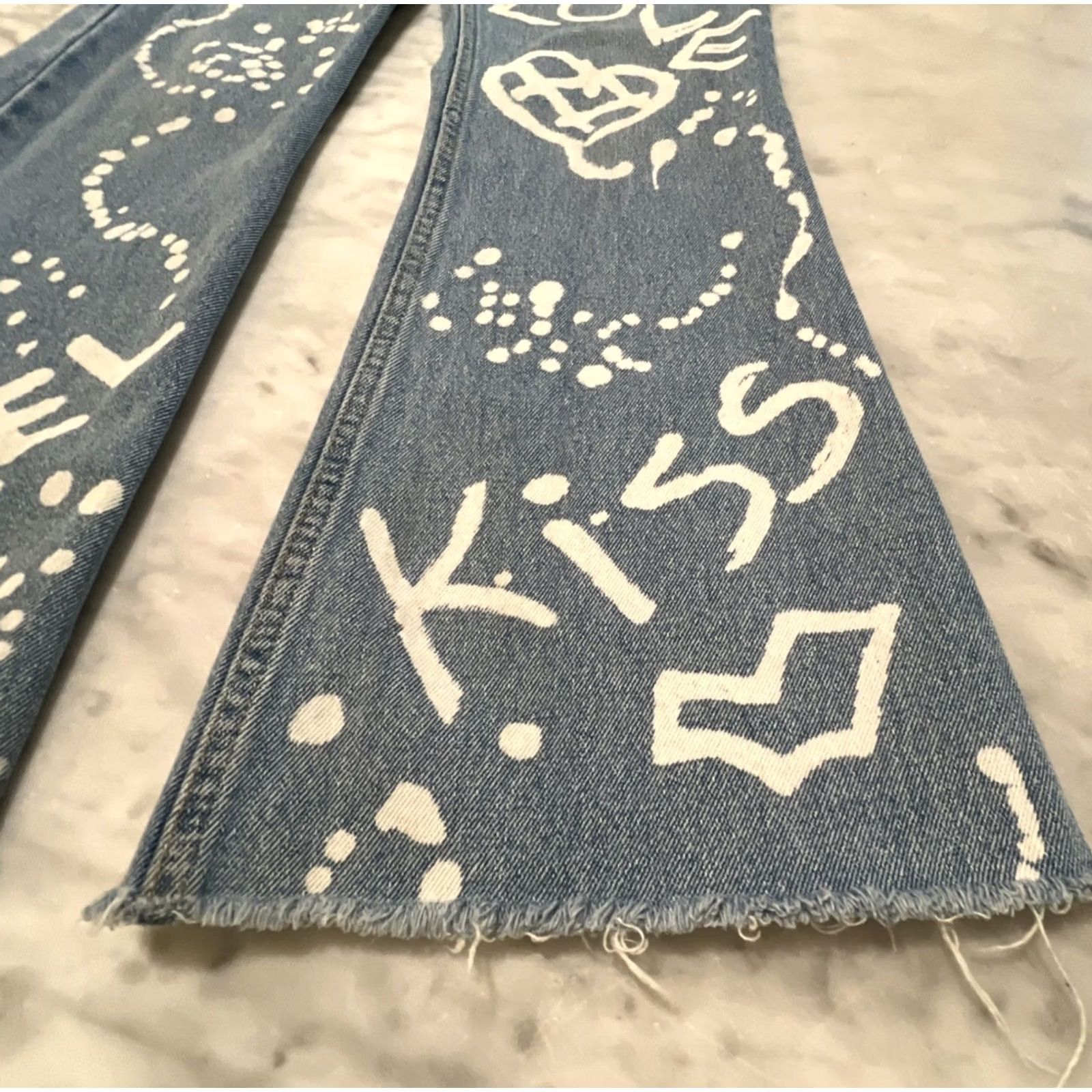 Vintage VINTAGE Stephen Hardy Squeeze Jeans Womens 7/8 Graffiti Flare Bell Bottom Jeans 28” 29” Blue Mens/Womens Size 28" / US 6 / IT 42 - 4 Thumbnail
