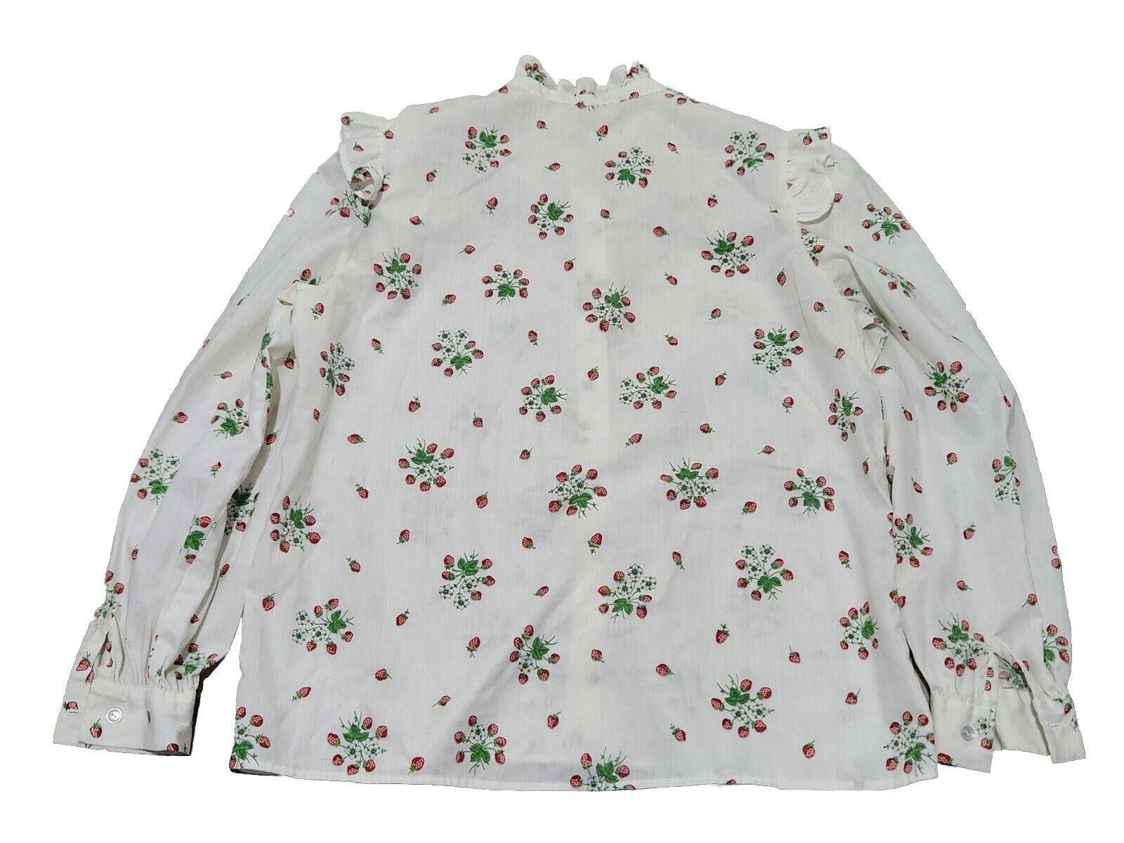 Handmade Vintage Smocked Shirt Strawberry Print 70s Large Cottage Size L / US 10 / IT 46 - 2 Thumbnail