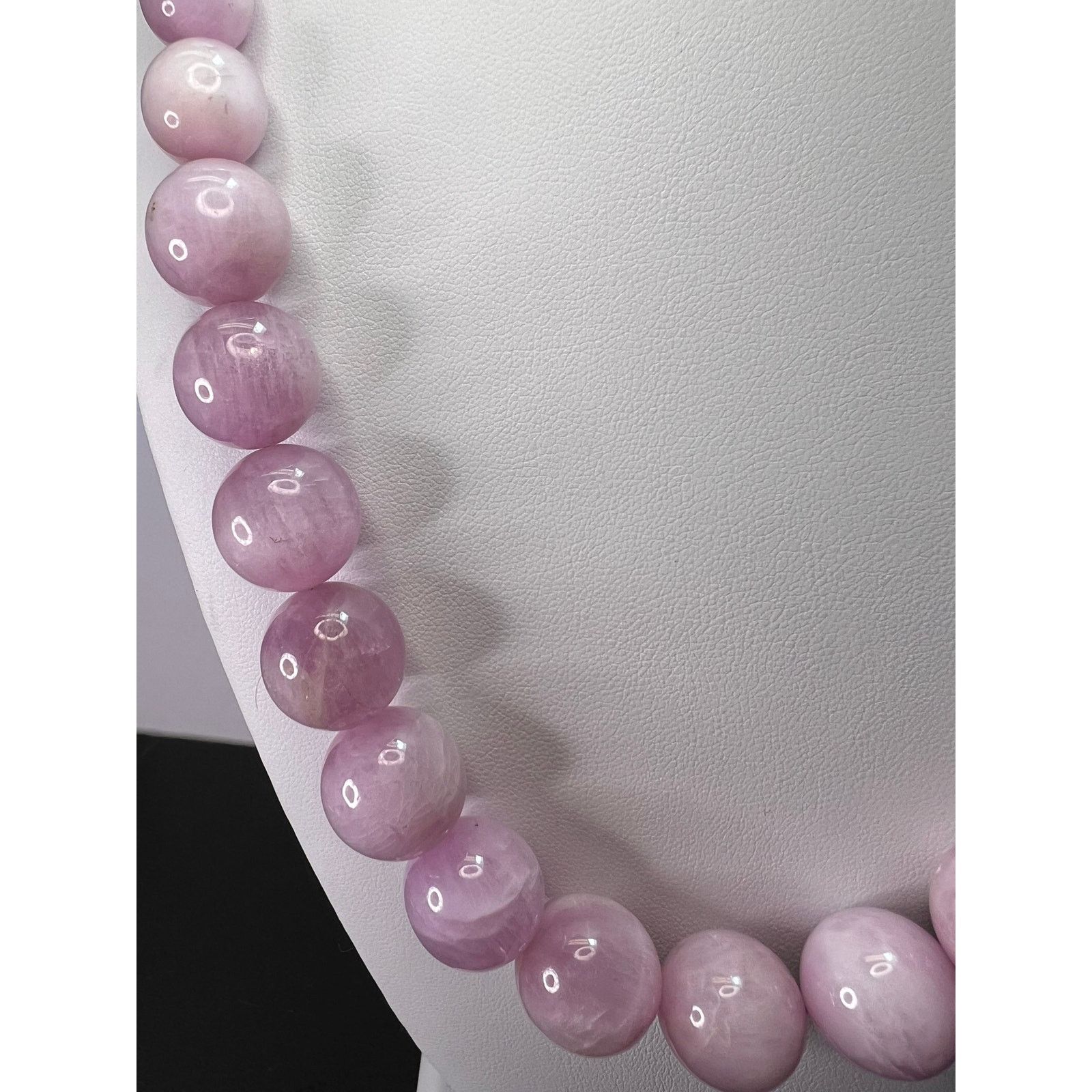 Other Kunzite graduated beaded 20 inch necklace with 925 clasp Size ONE SIZE - 2 Thumbnail