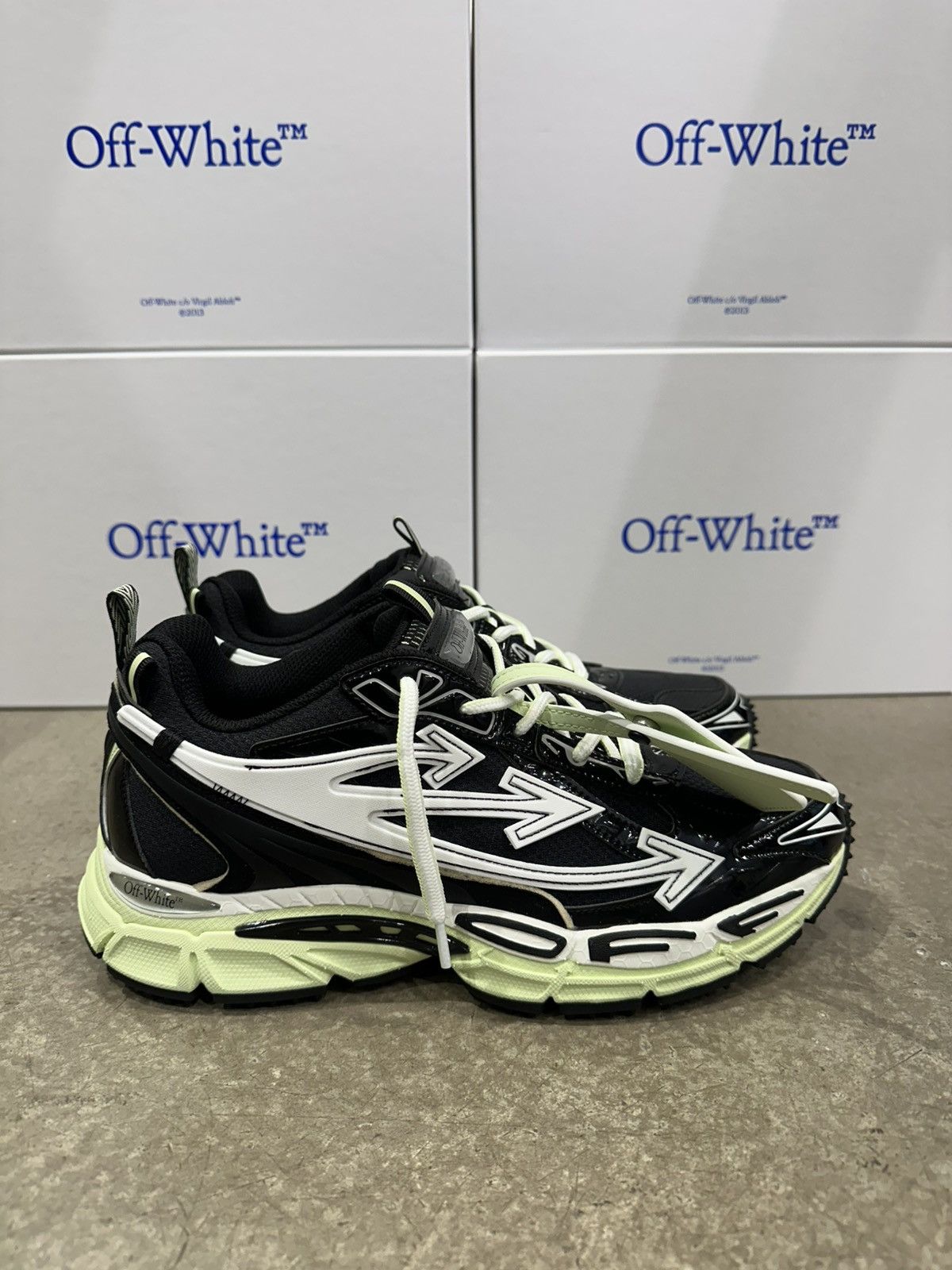 Off-White OFF-WHITE - Be Right Back Sneakers Black Lime | Grailed