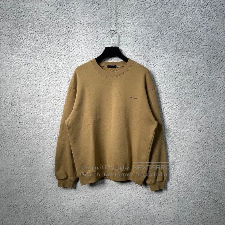 Balenciaga Balenciaga Loose fit round neck letter embroidery logo lon Size US L / EU 52-54 / 3 - 1 Thumbnail