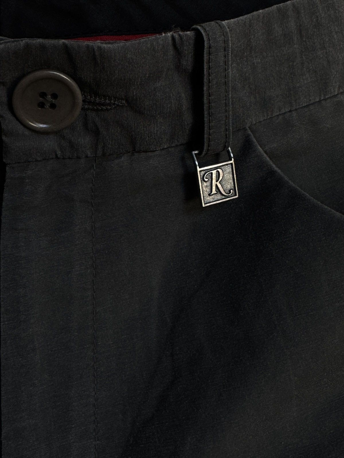 Raf Simons Raf Simons AW1996 - "R" Logo We Only Come Out At Night Size US 40 / EU 56 - 4 Thumbnail