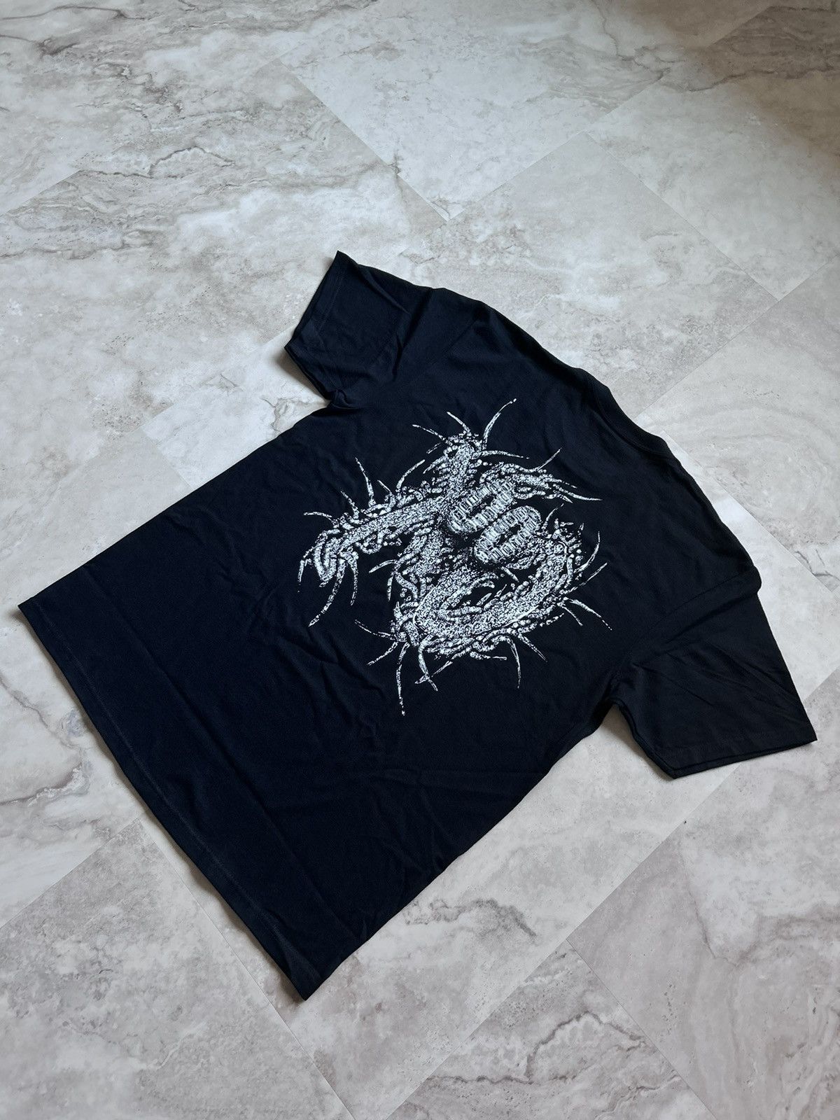 Ken Carson × Playboi Carti × The Weeknd Playboi Carti x The Weeknd Opium XO Chain Tee Black Size L Size US L / EU 52-54 / 3 - 5 Thumbnail