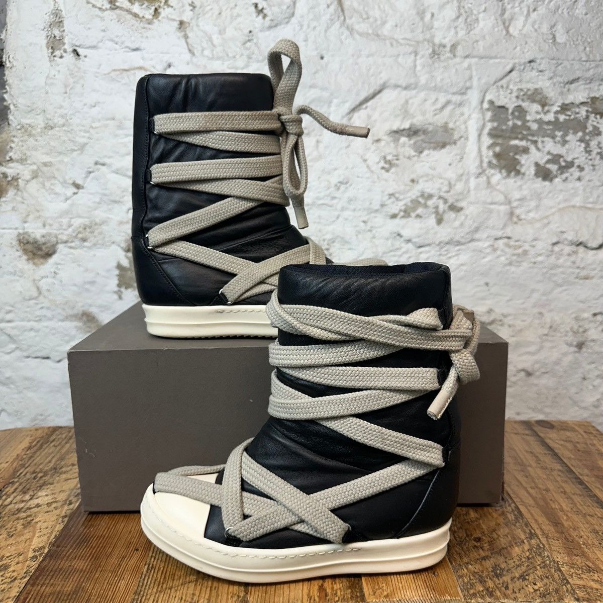 Rick Owens Rick Owens Hexa Lace Padded High Top Sneaker Size 36.5 Size US 5.5 / IT 35.5 - 1 Thumbnail