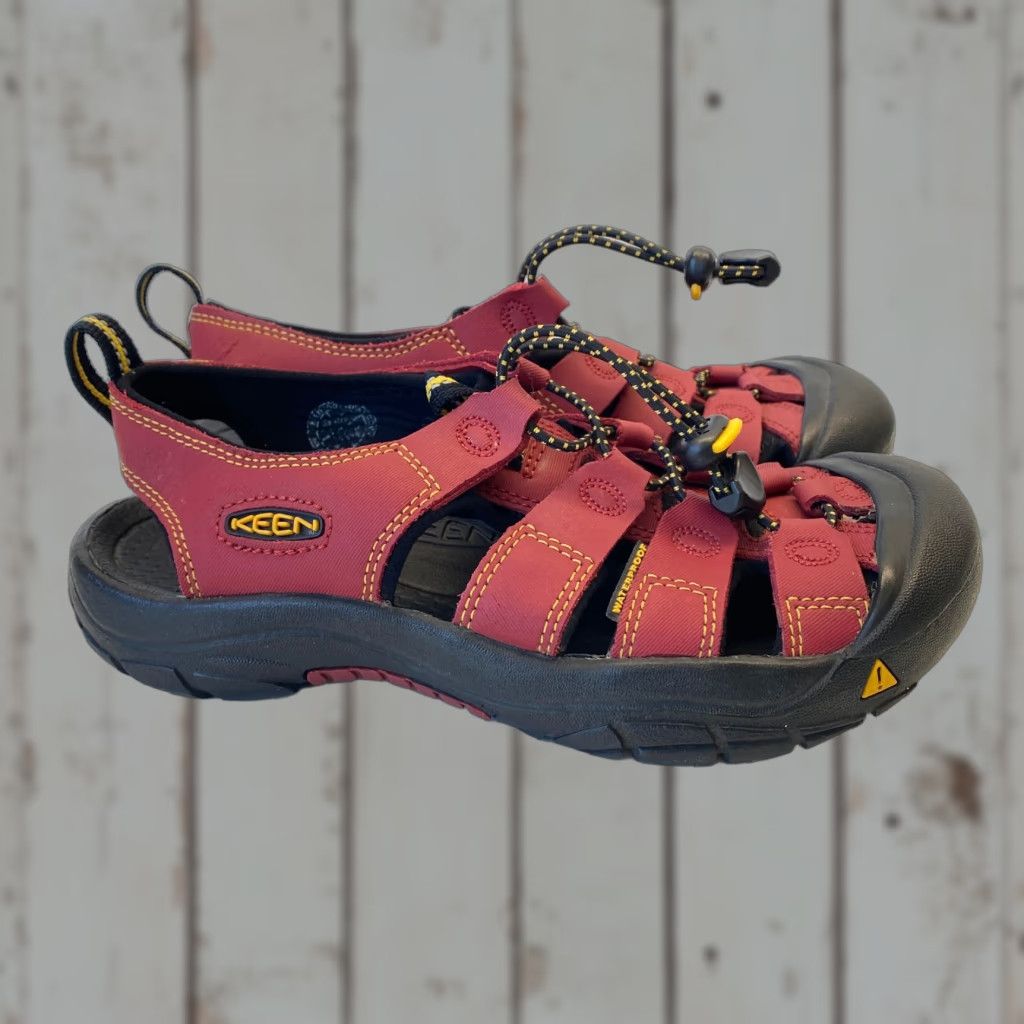 KEEN KEEN Women’s Newport Waterproof Hiking Sandals Shoes 4 Red Yellow Outdoor Sandal Sports Shoes Womens Size US 4 / IT 34 - 1 Thumbnail