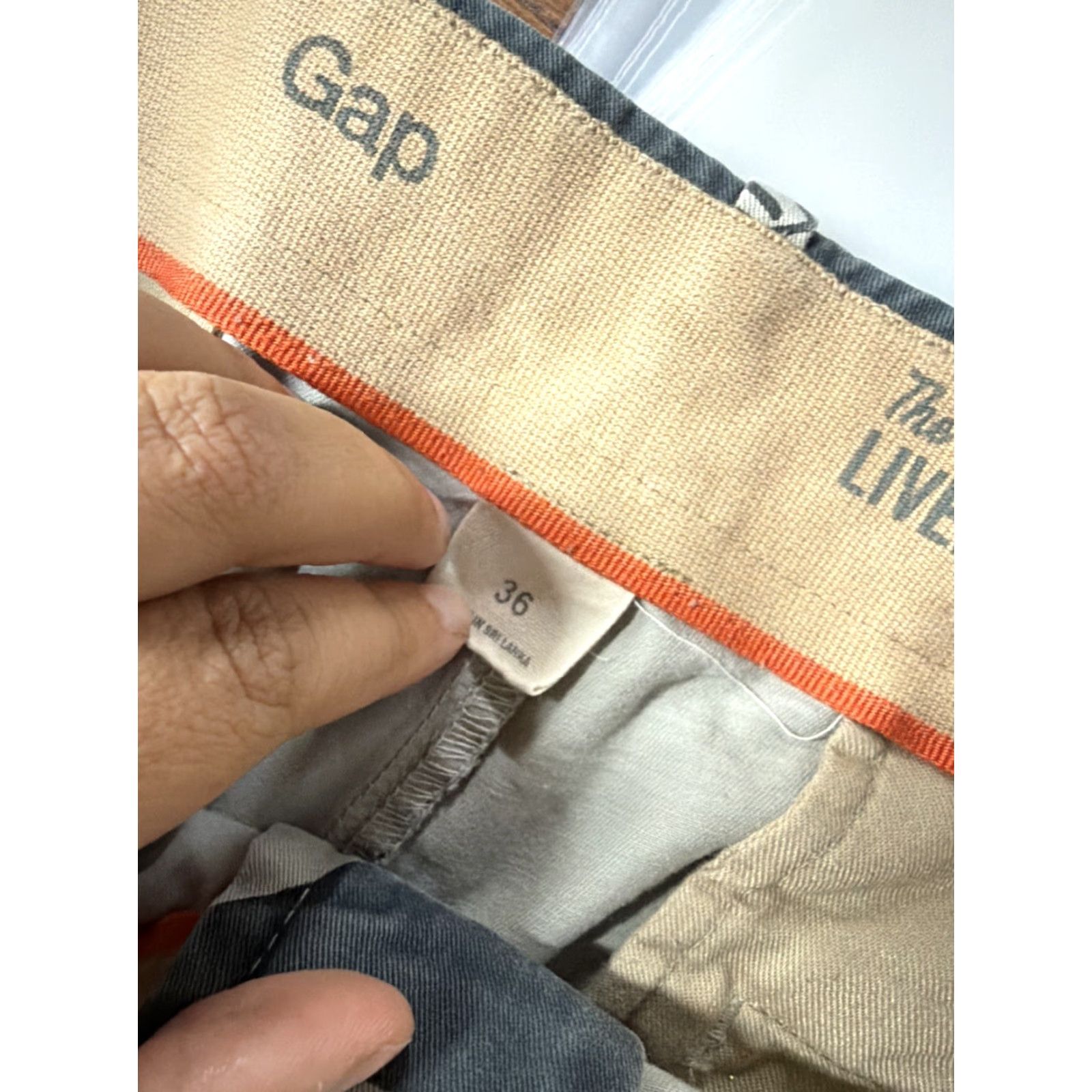 Gap VINTAGE Gap KHAKIS Lived In Shorts Blue White Hawaiin Mens 36 Preppy Size US 36 / EU 52 - 4 Thumbnail
