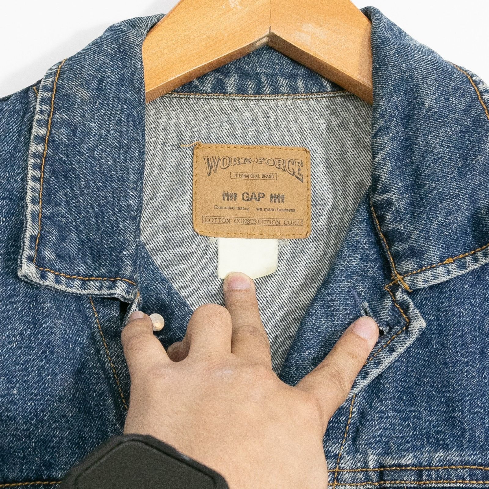 Gap Vintage Gap Denim Work Force Trucker Jacket Mens XL Medium Size US XL / EU 56 / 4 - 3 Thumbnail