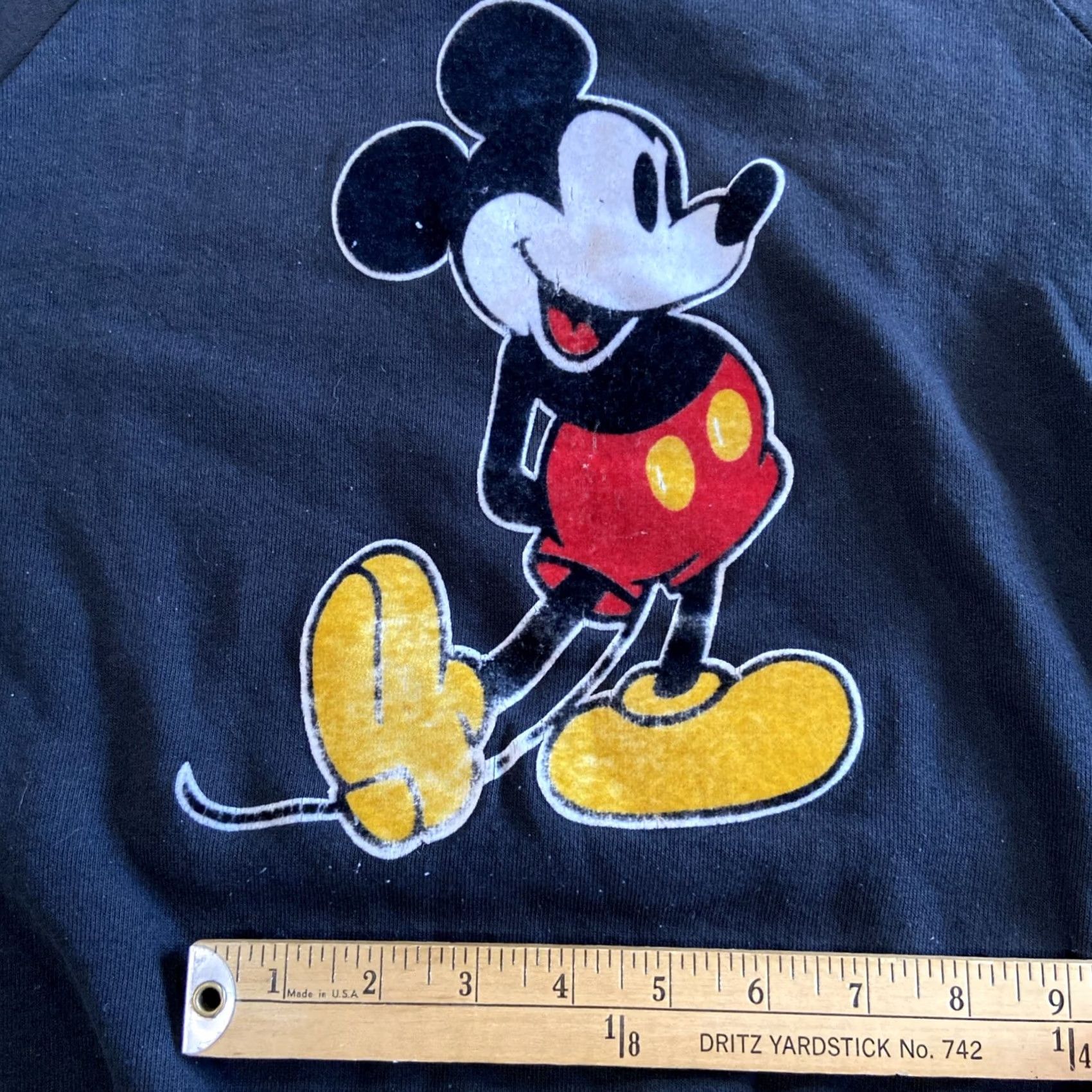 Disney VINTAGE Disney Sweatshirt Women’s L Black Mickey Mouse Crewneck 80s Pullover Logo Cotton Polyester Size L / US 10 / IT 46 - 6 Thumbnail