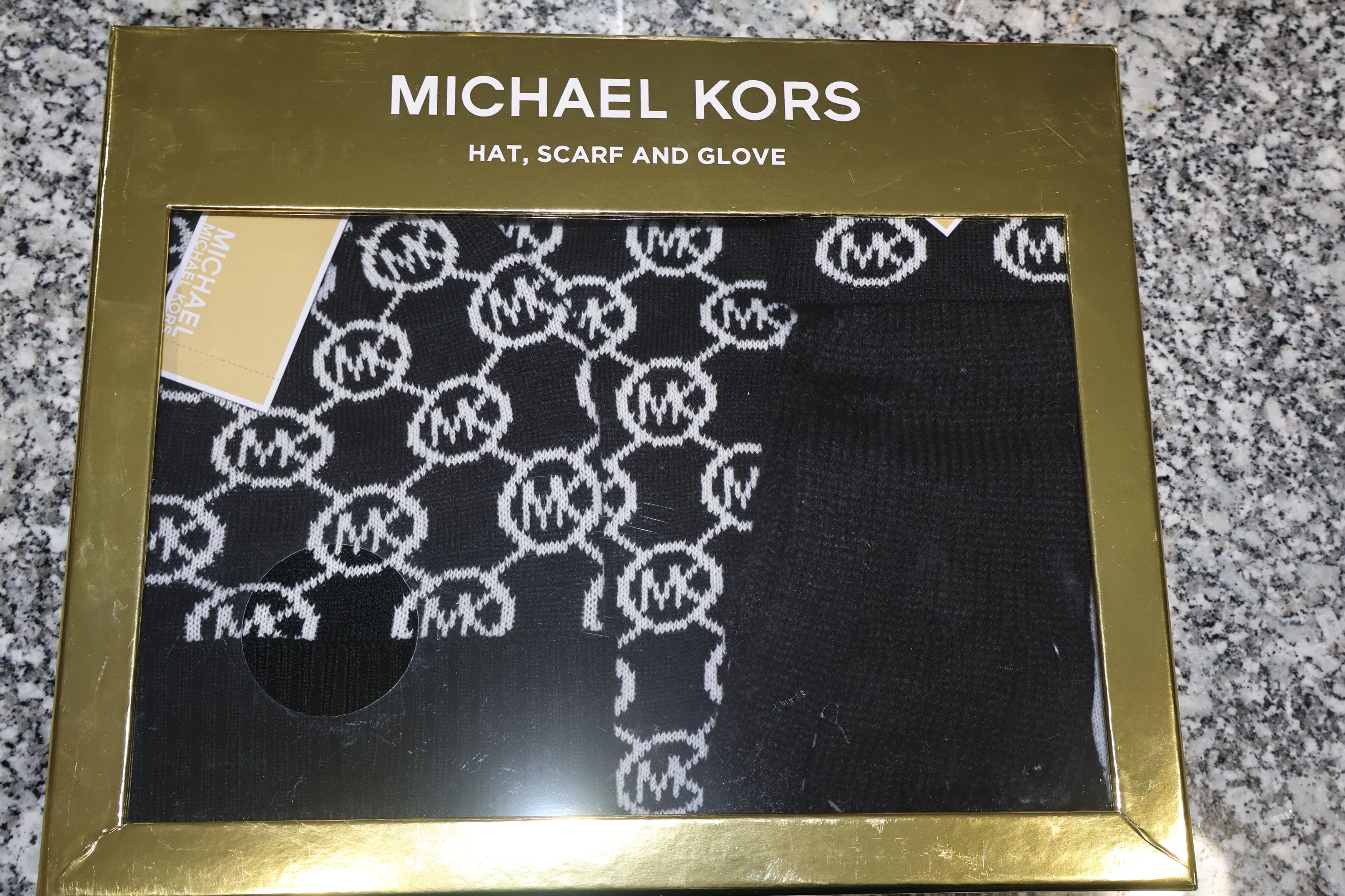 Michael Kors Michael Kors Hat, Scarf,Glove Black MK Logo Knit Winter Size ONE SIZE - 2 Thumbnail