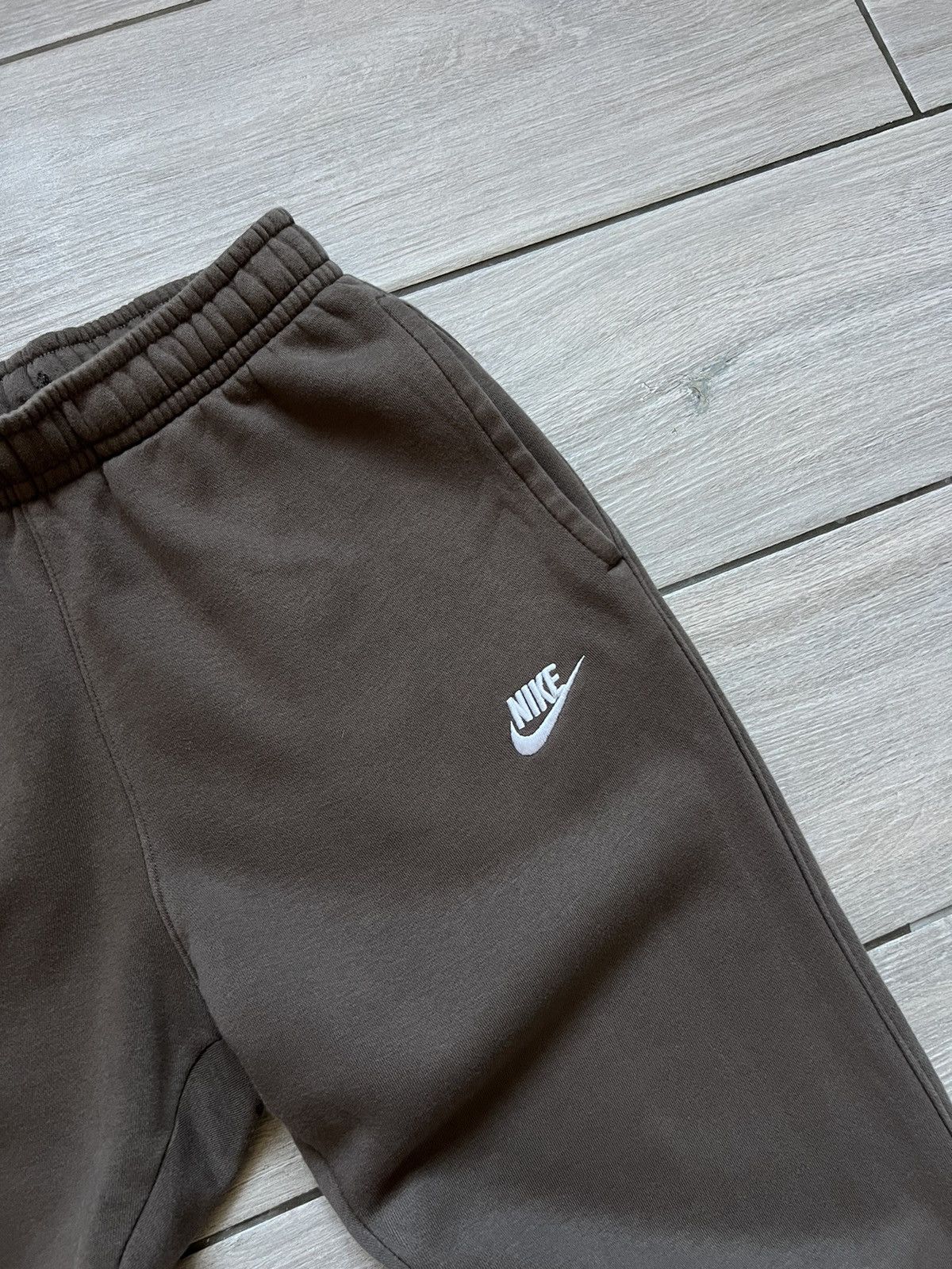 Nike Vintage Nike Track Pants Drill Y2K Cotton Brown Size US 31 - 7 Thumbnail