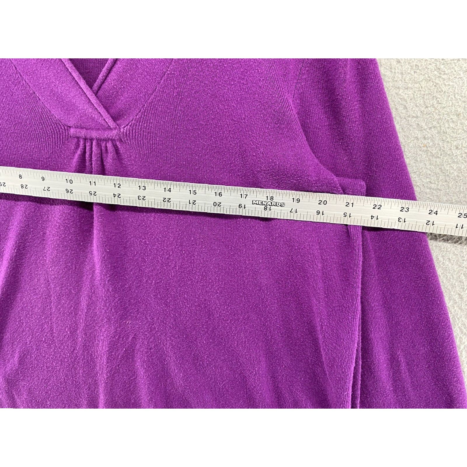 Eddie Bauer Eddie Bauer Cable Knit V Neck Cotton Blend Sweater Women's Purple XL Pullover Knit Wool? No Nylon? (Please ensure accuracy) Size XL / US 12-14 / IT 48-50 - 4 Thumbnail