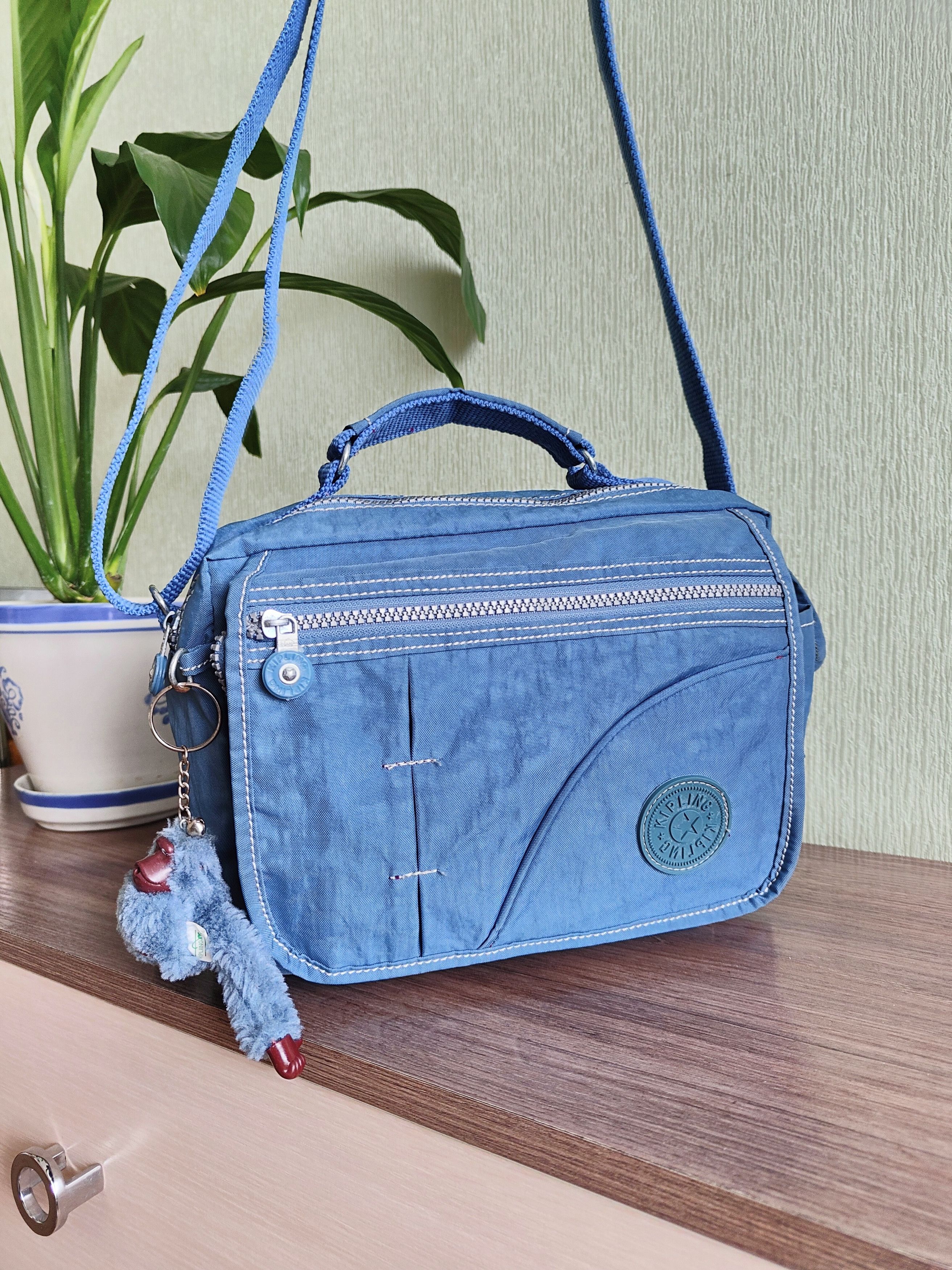 Japanese Brand Kipling Messenger Bag Kipling Shoulder Monkey Bag Size ONE SIZE - 6 Thumbnail